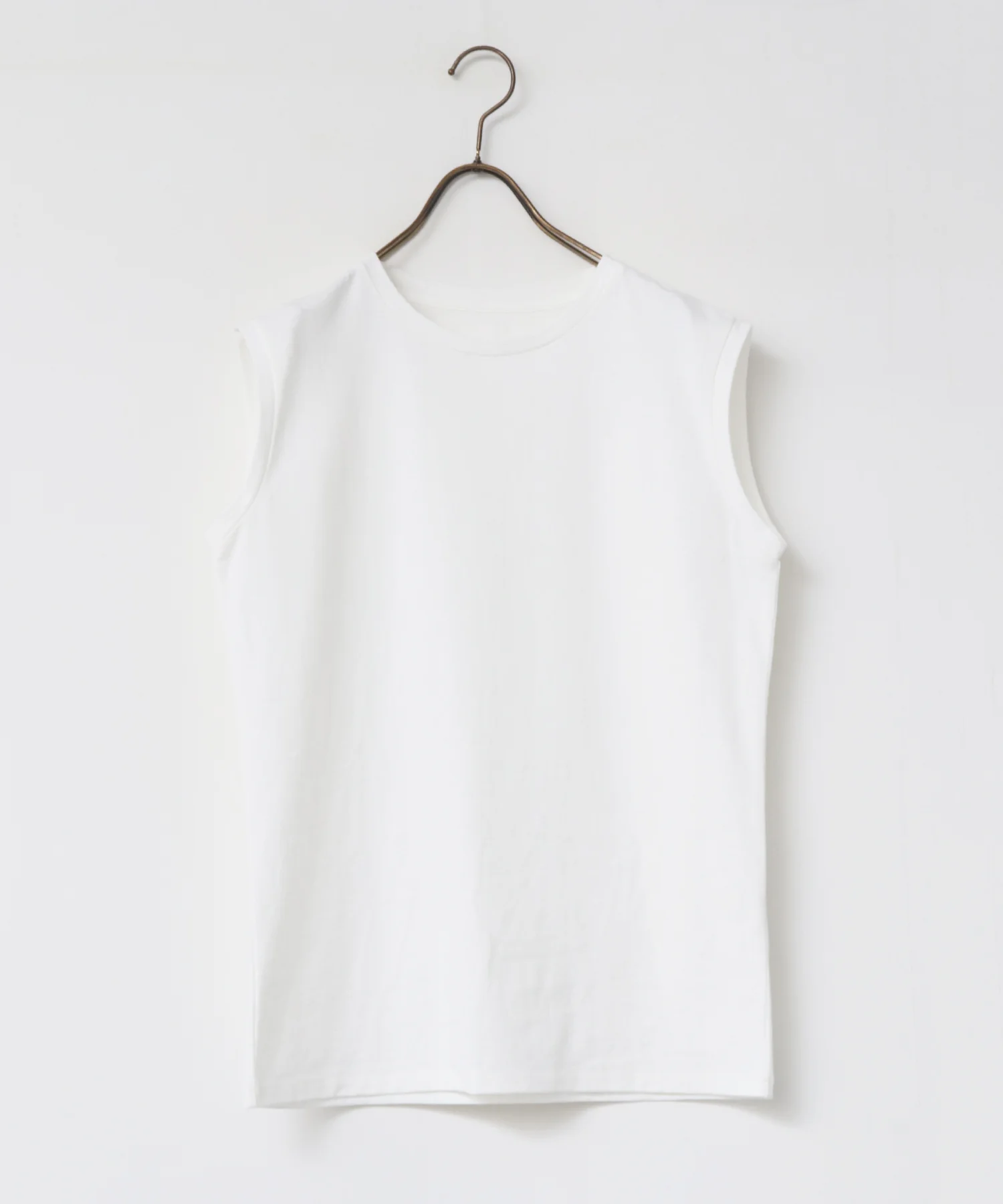 【新色追加】ベーシックノースリーブトップス