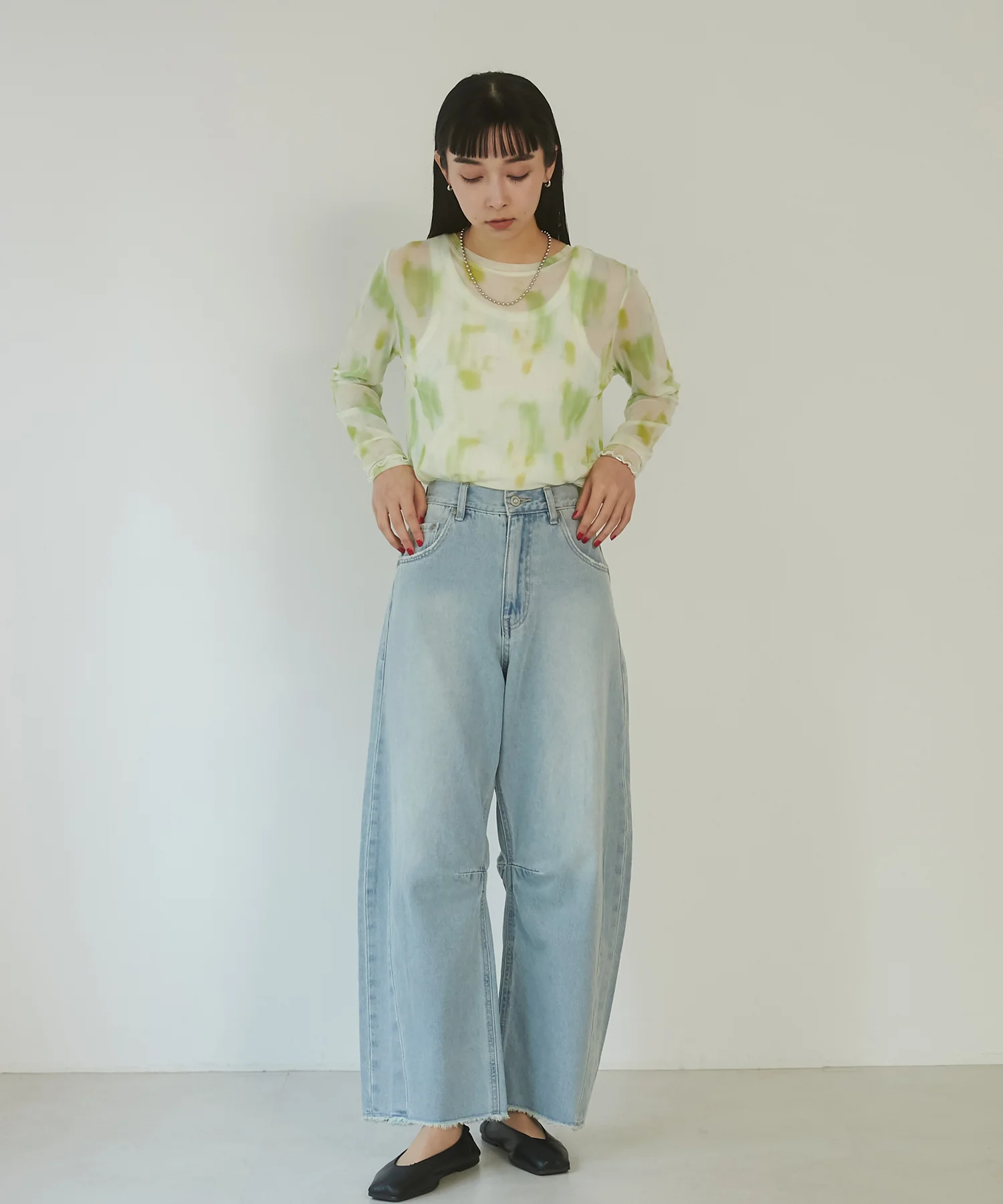 ニュアンス柄シアートップス