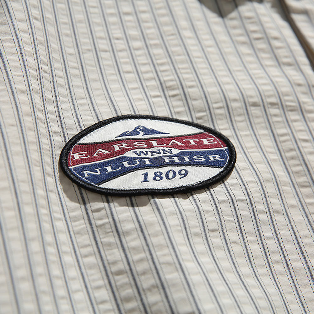 ストライプシアサッカー　刺繍ワッペン付きアメリカン長袖シャツ