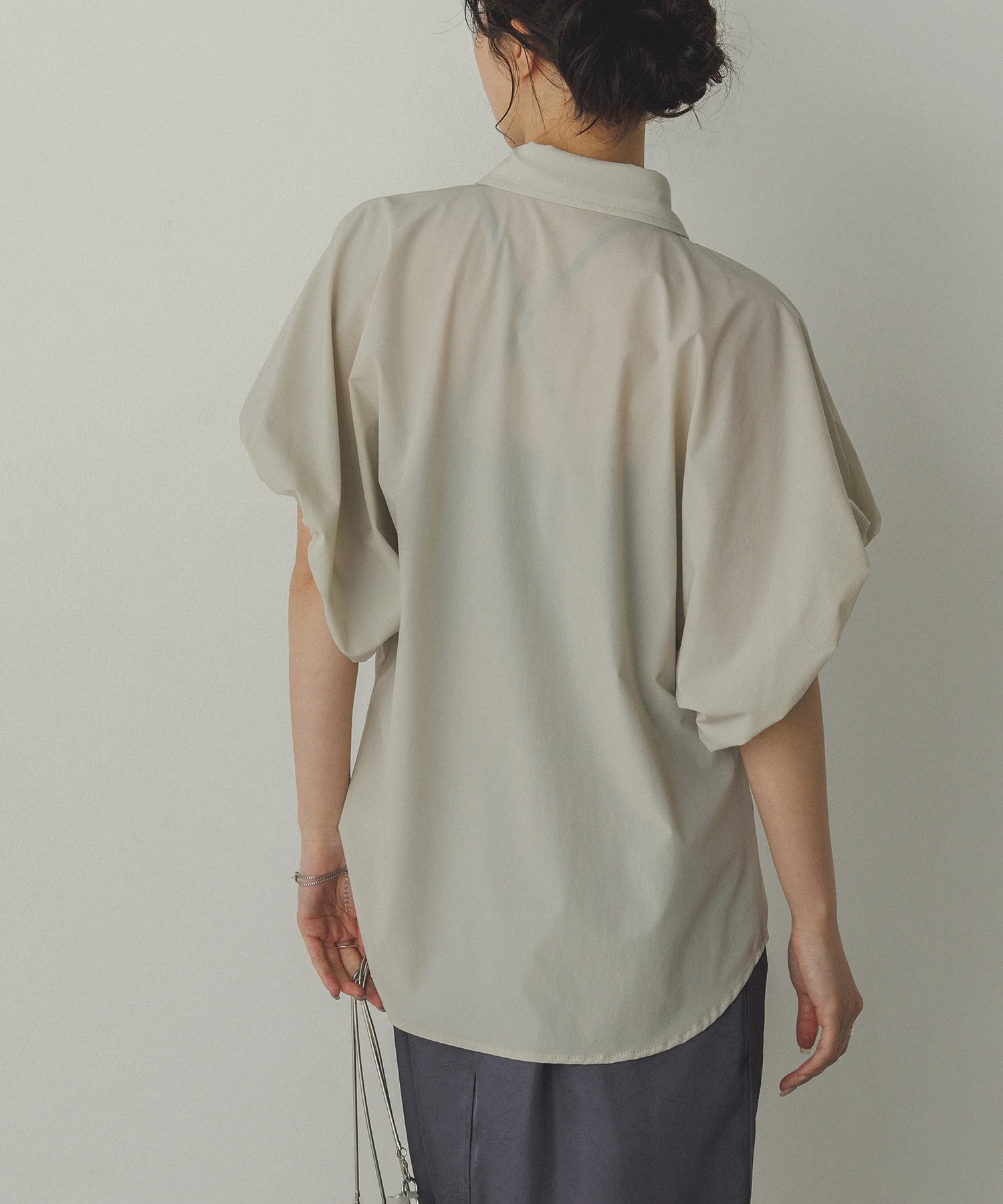 【接触冷感】 パフスリーブシャツ