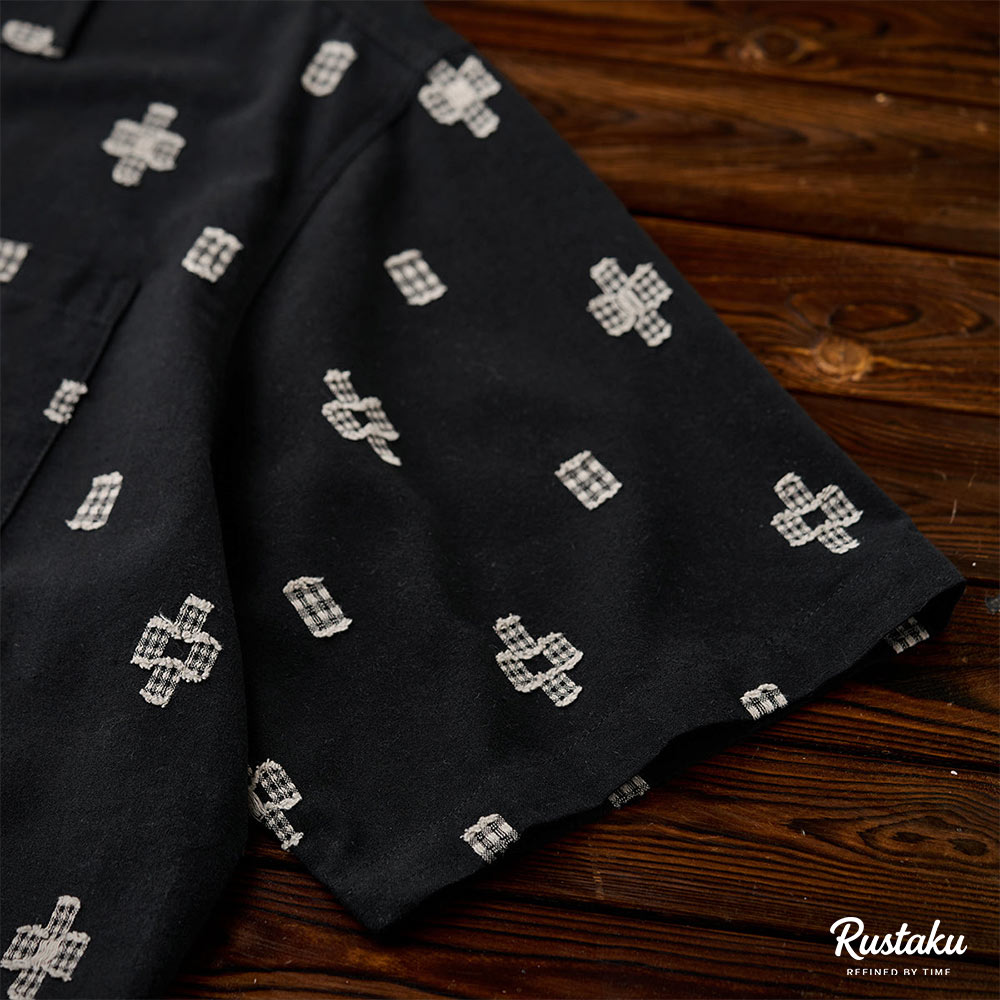 アメカジネイティブ柄刺繍ジャカード半袖シャツ