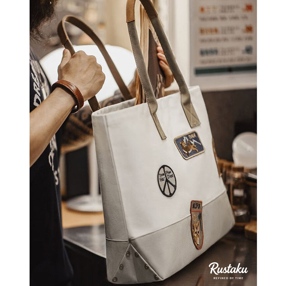 レトロ風刺繍ワッペン付き 　バイカラーキャンバストートバッグ