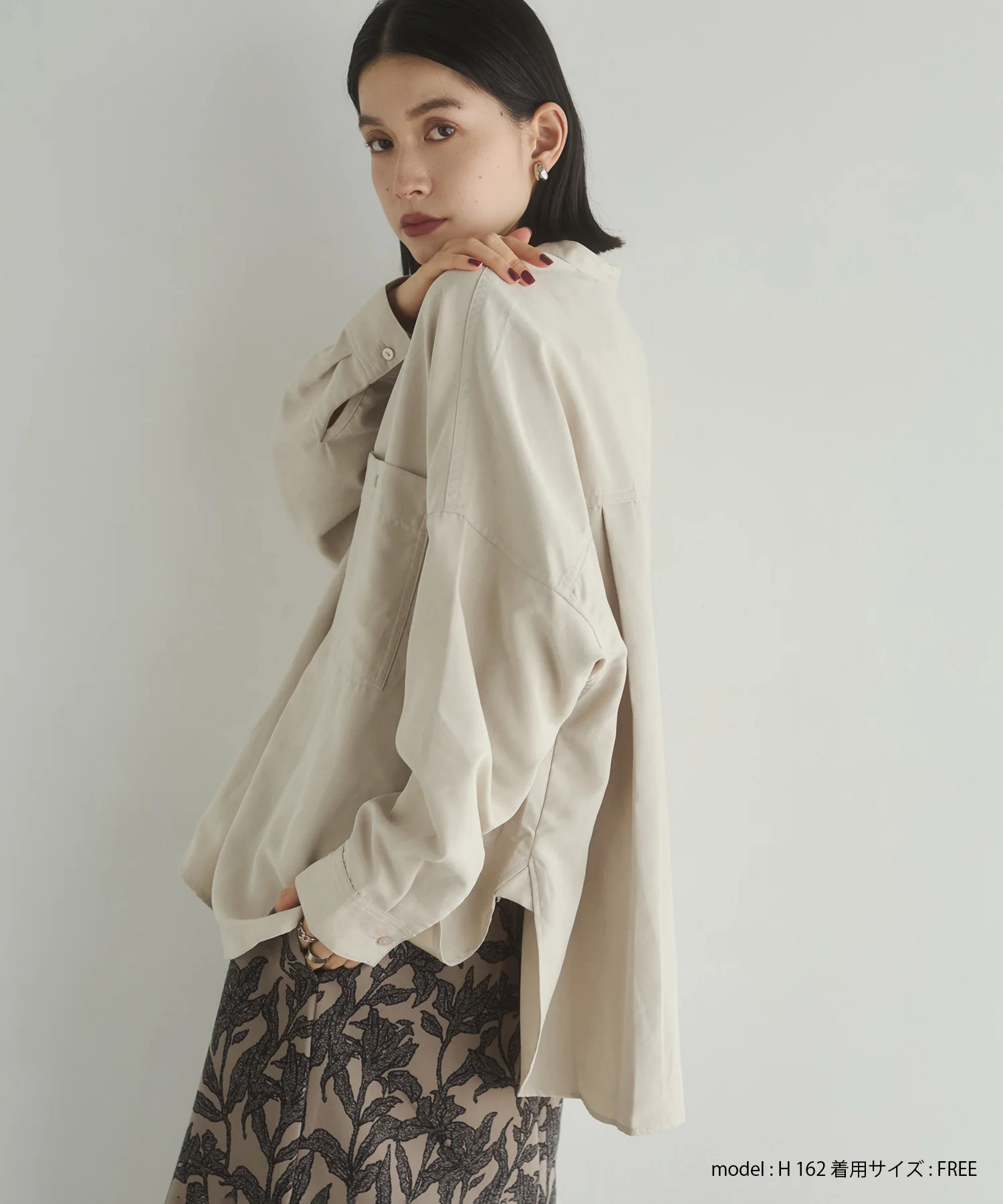 【WEB限定/別注】スウェードライク バンドカラーオーバーサイズシャツ