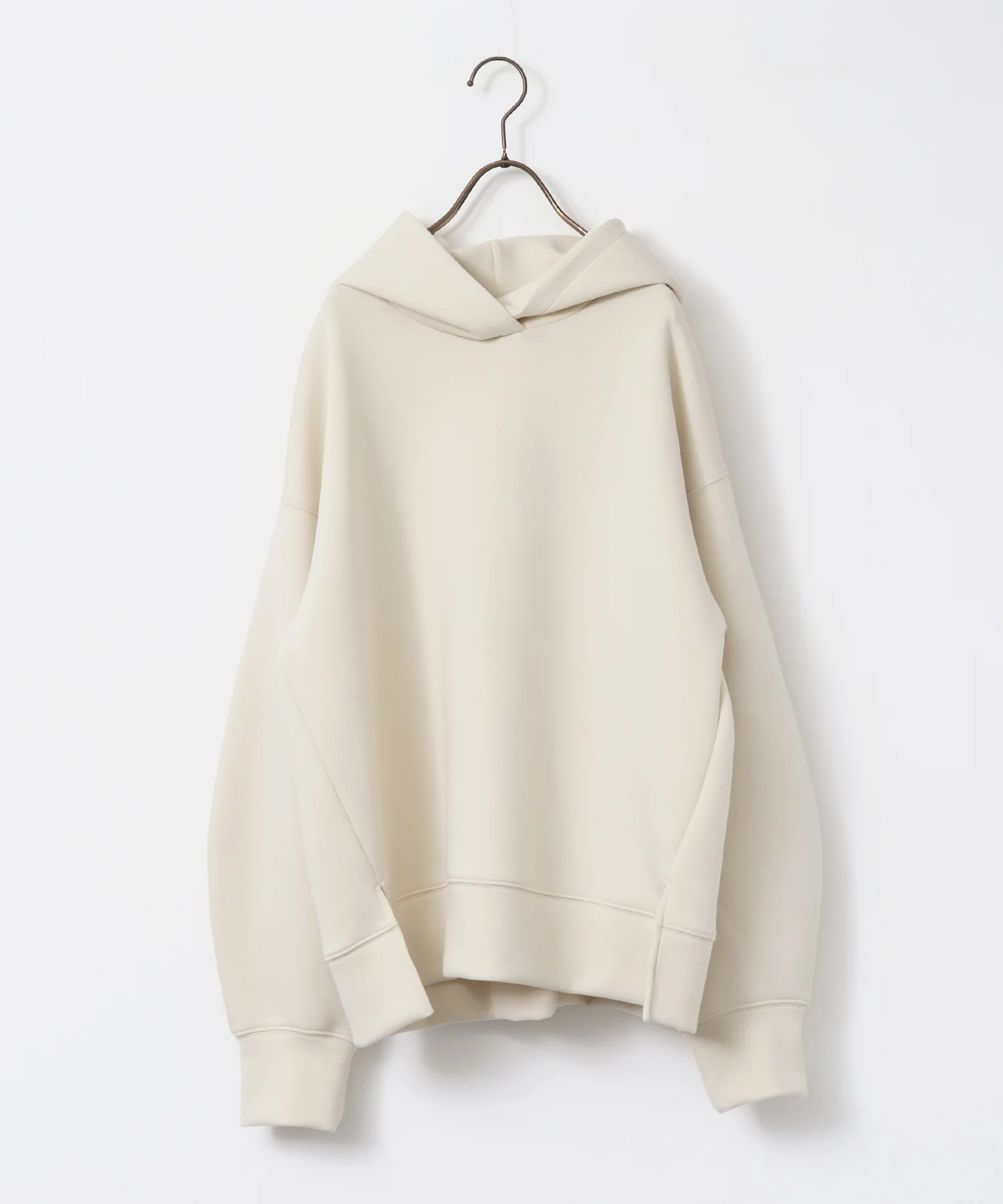 コクーンスリーブ ダンボールパーカー