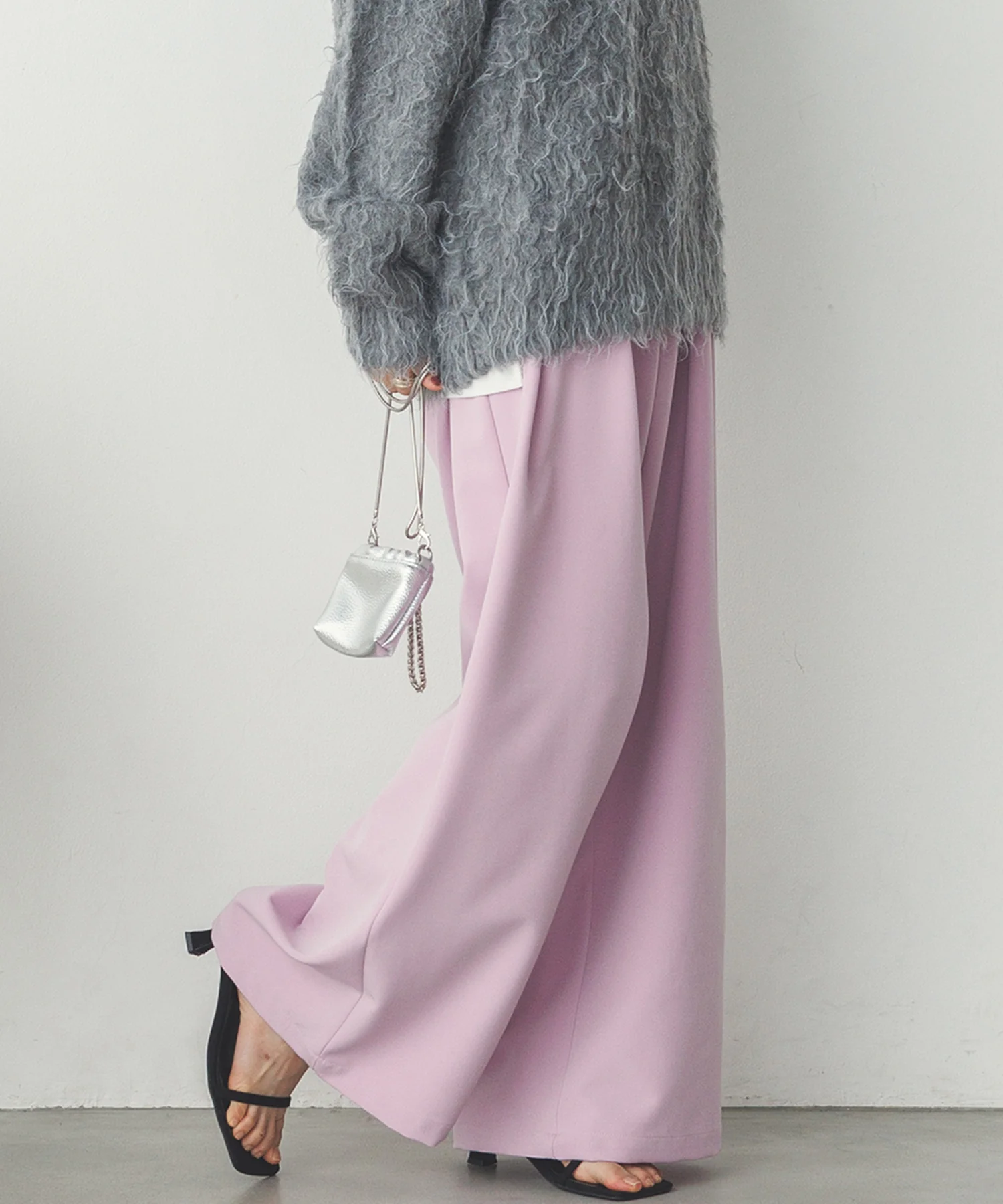 ストレッチワイドパンツ