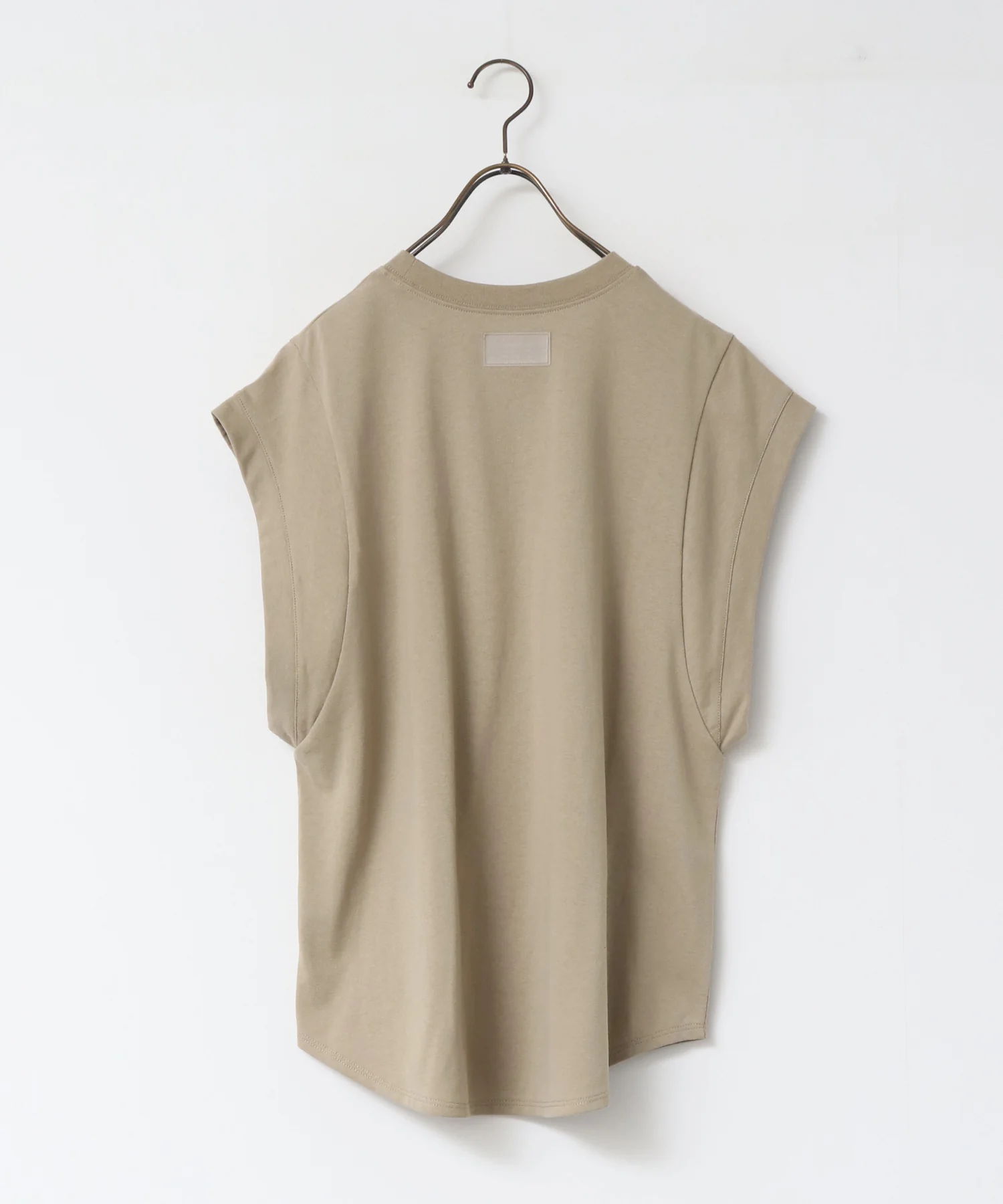 ノースリーブ プリントTシャツ