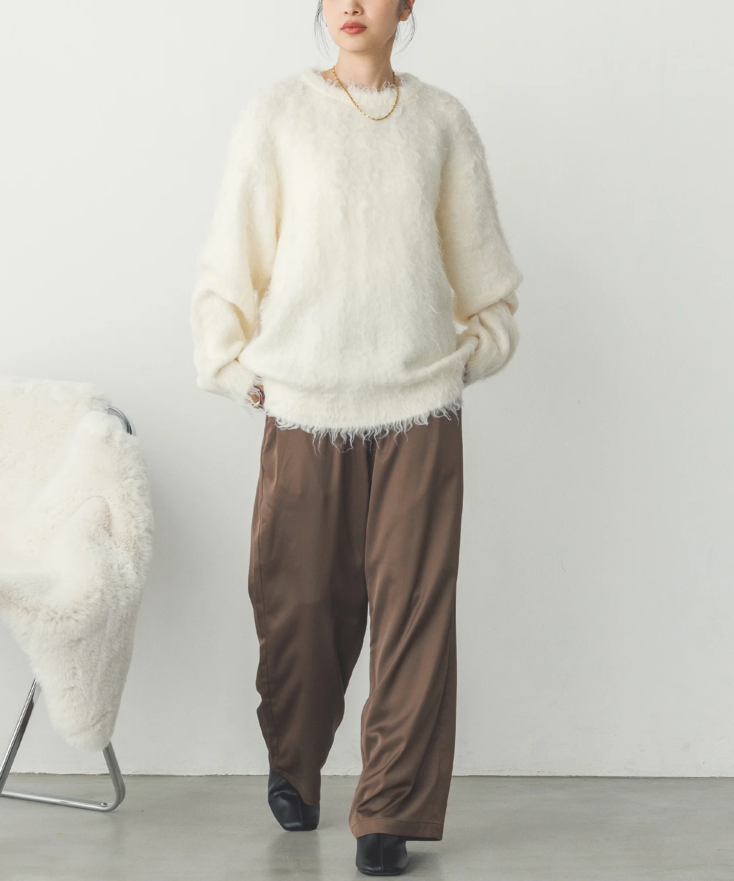 サテン ストレートイージーパンツ