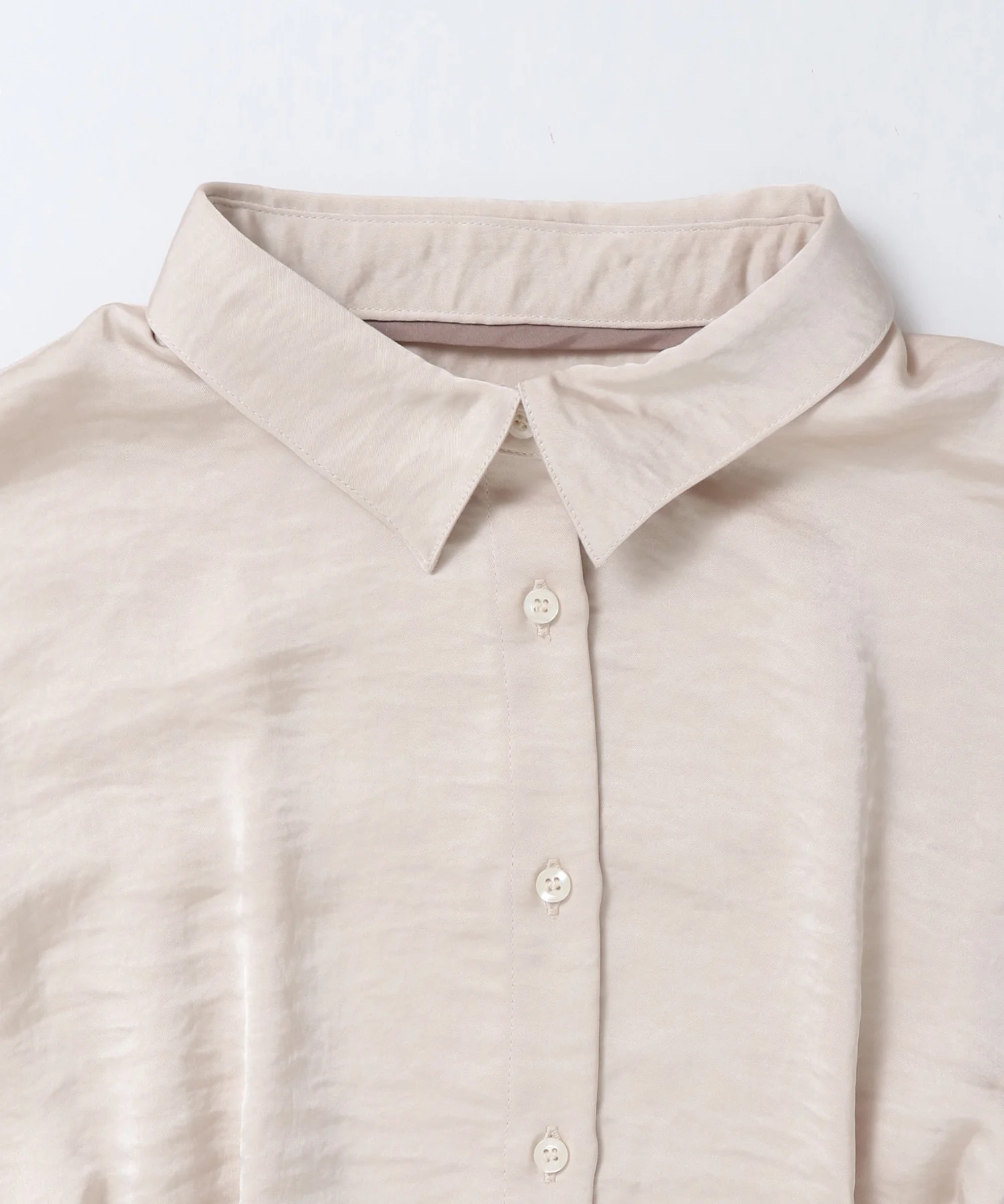 マットサテン タックシャツ