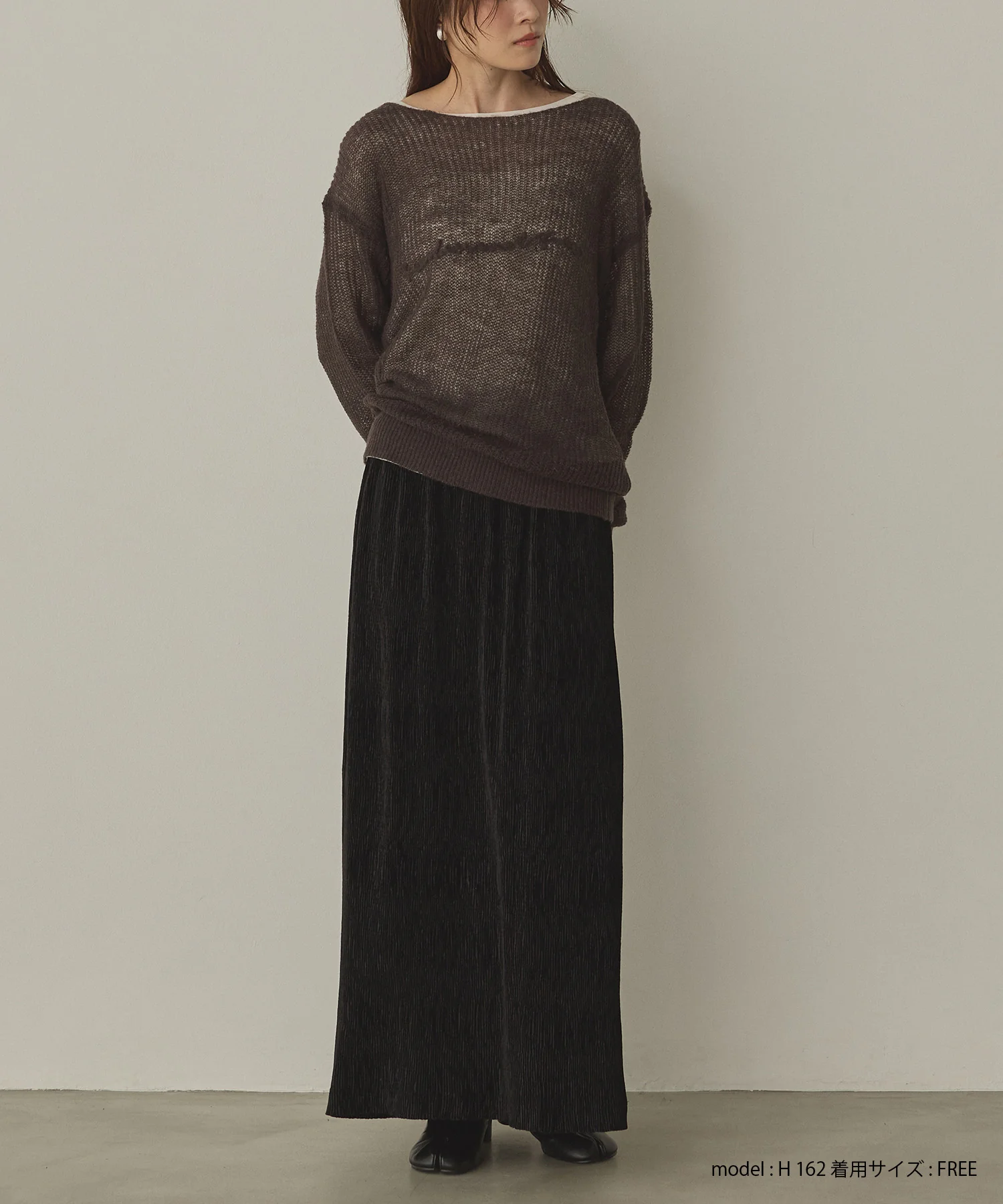 ベロアプリーツタイトスカート