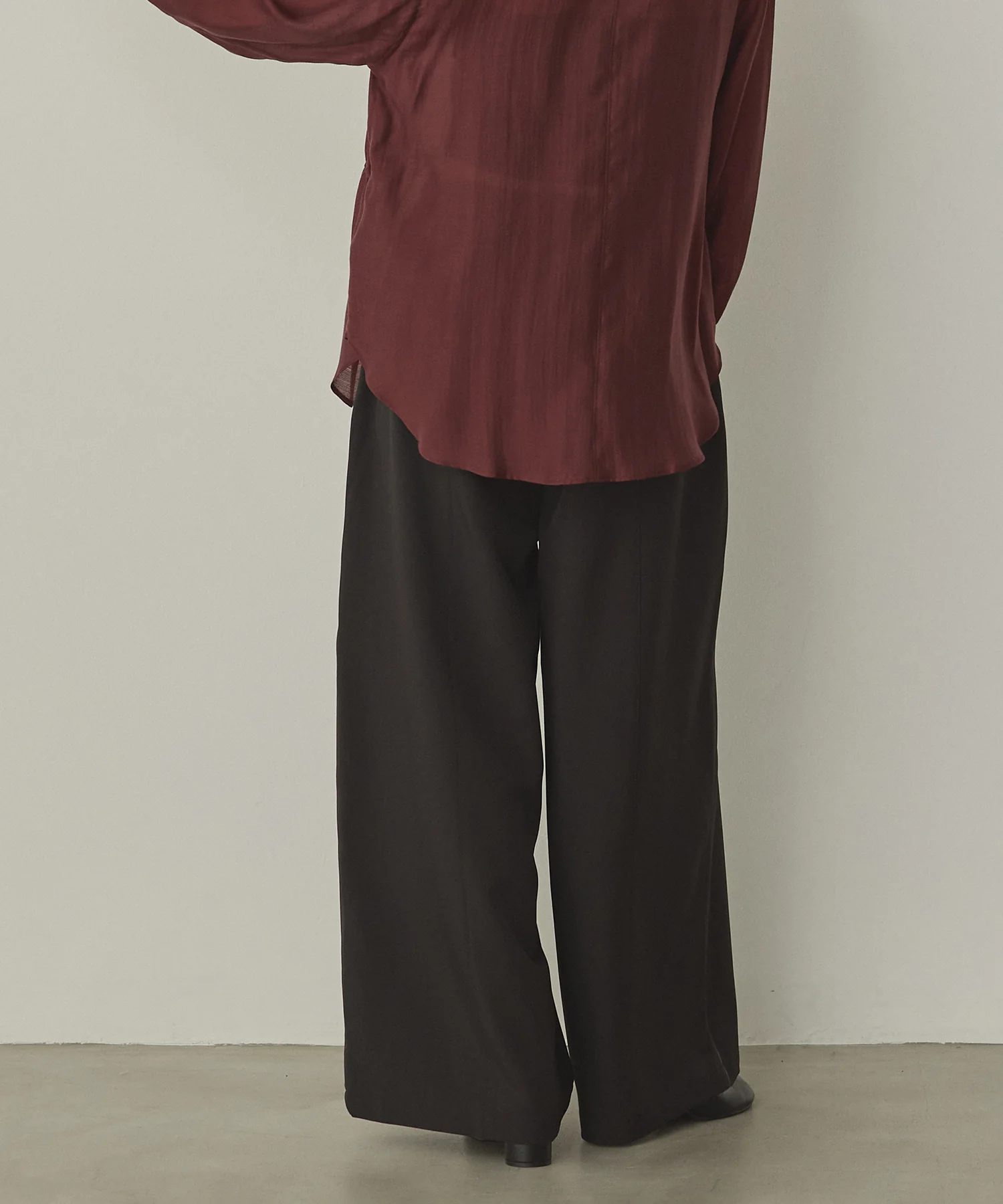 サイドライン ワイドストレートパンツ