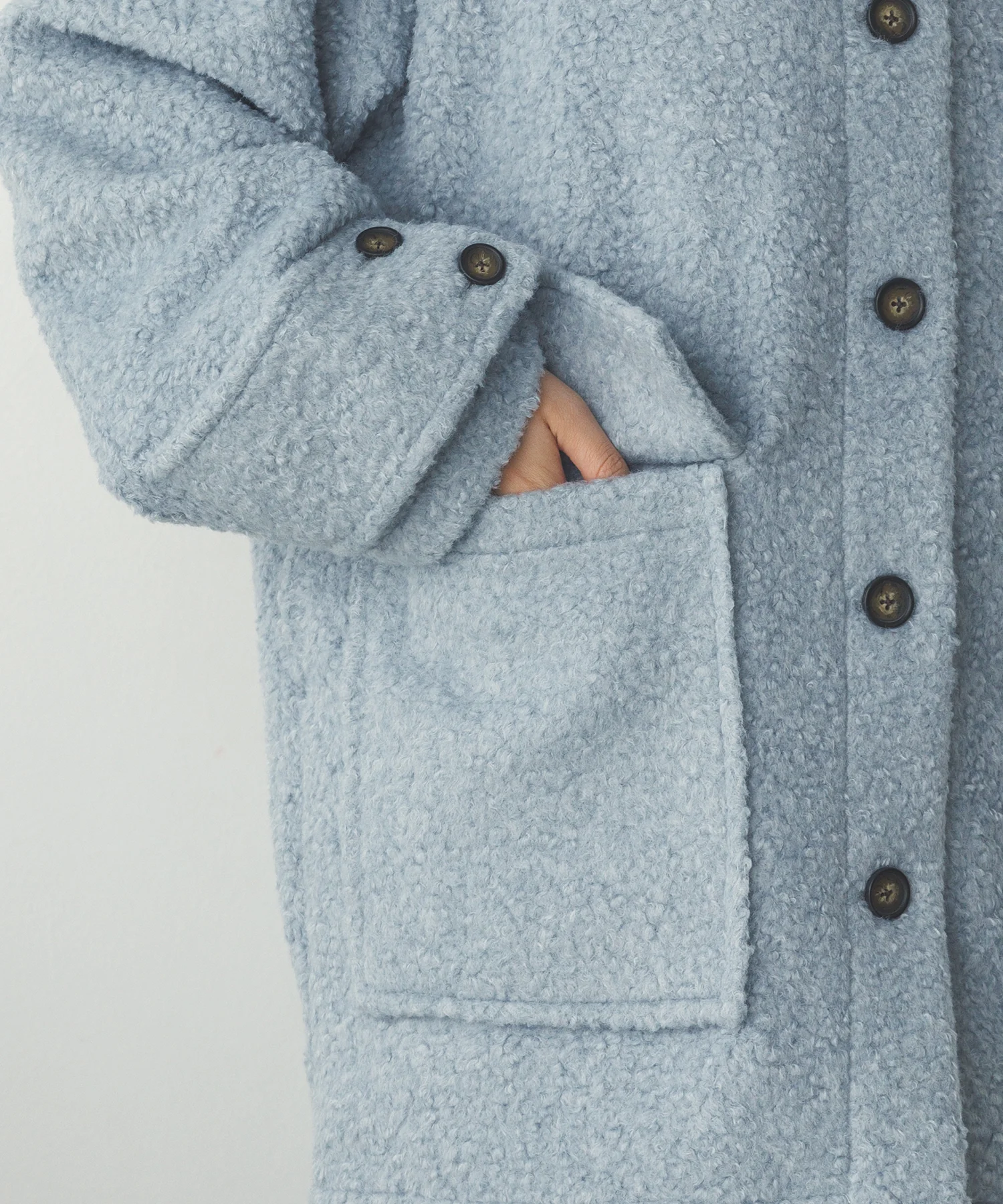 ブークレ ミドルシャツコート