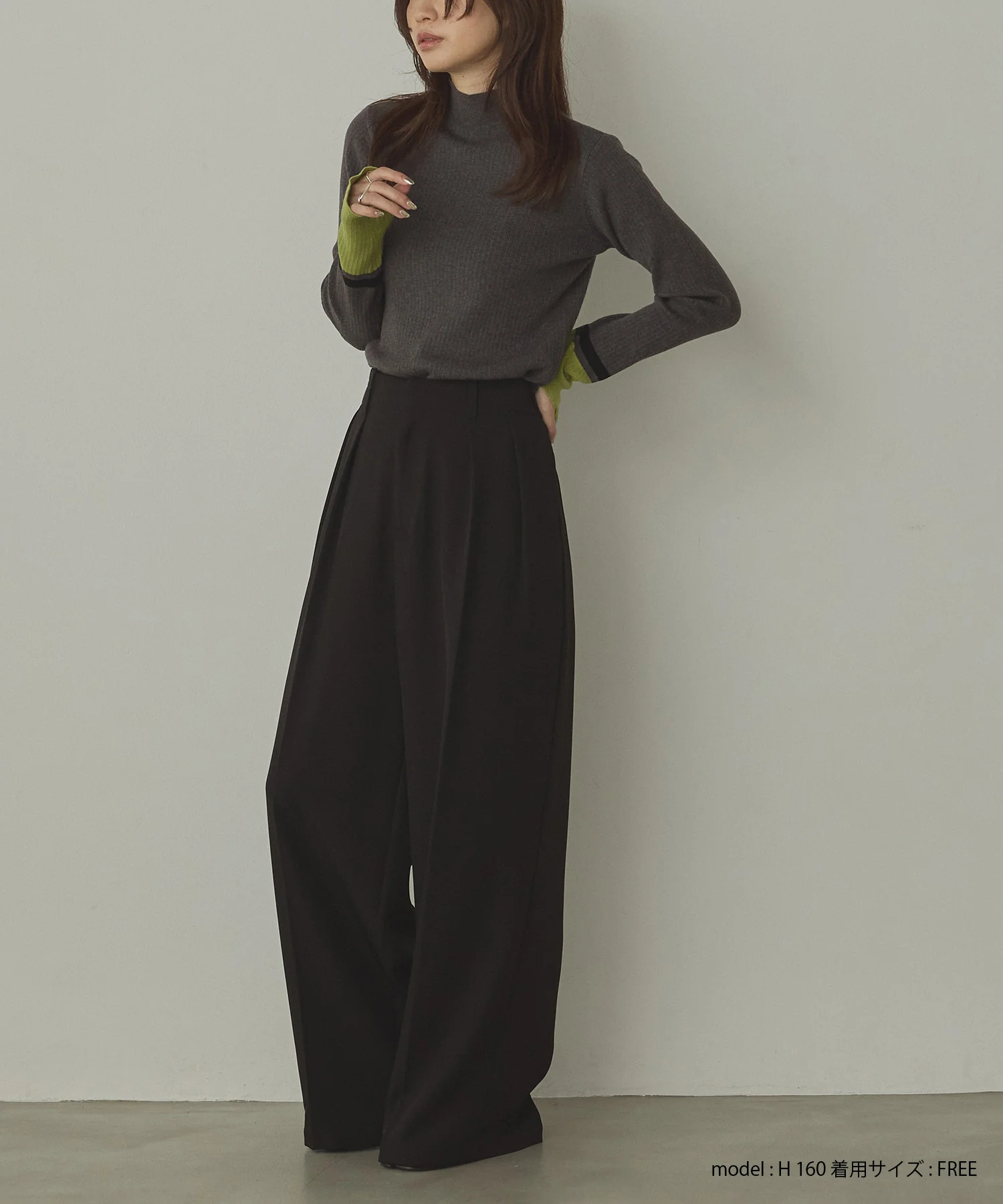 【静電気防止】やわもちヤーン 袖配色 ハイネックリブニット