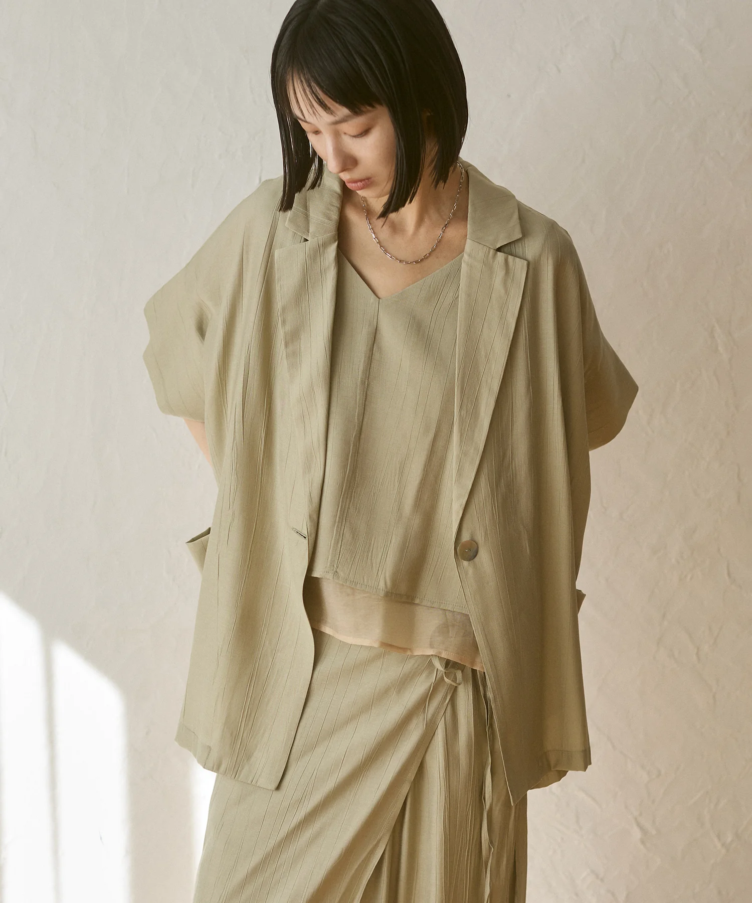 ワッシャーサテン シャツジャケット