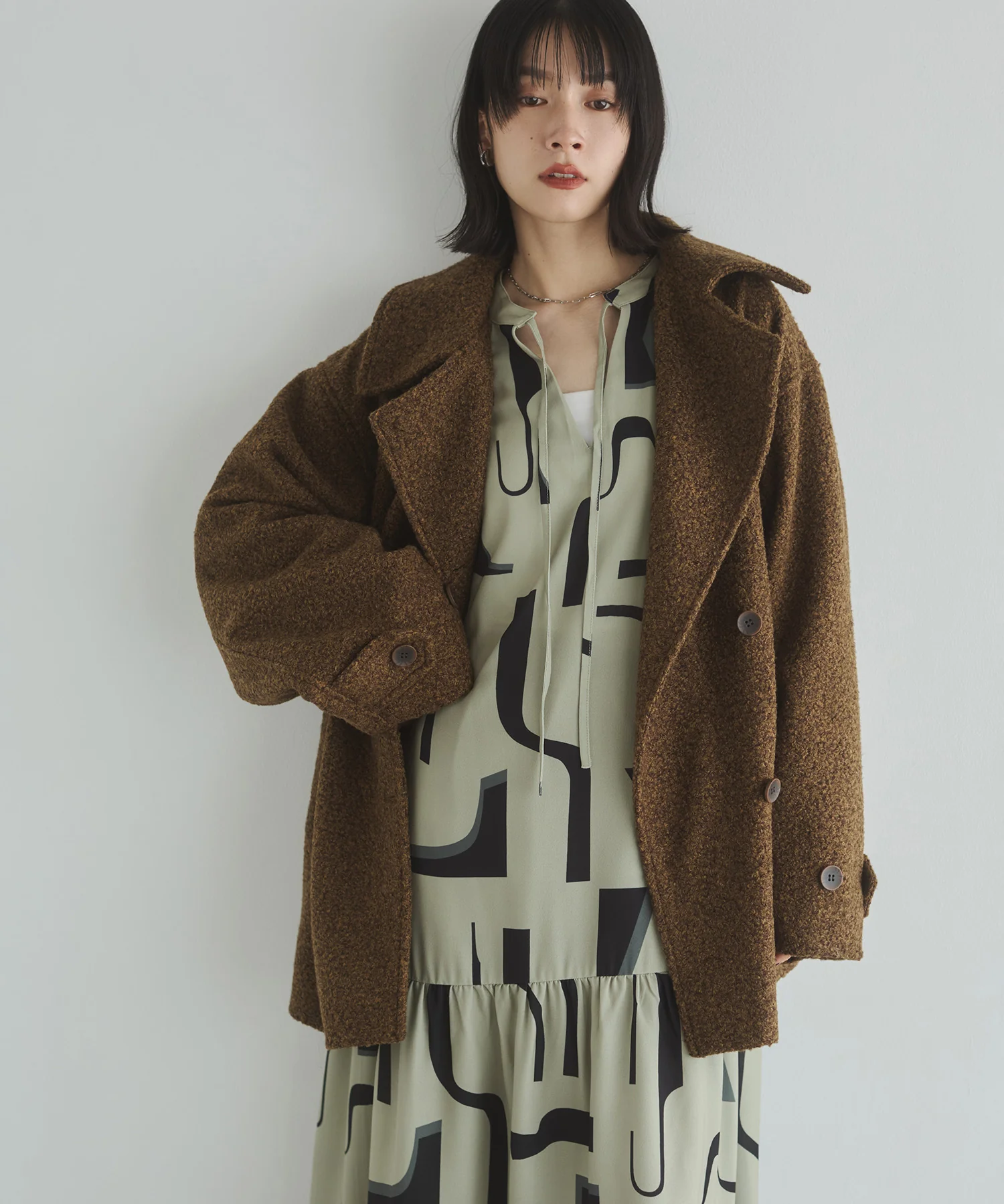 くるくるブークレ ミディアムコート