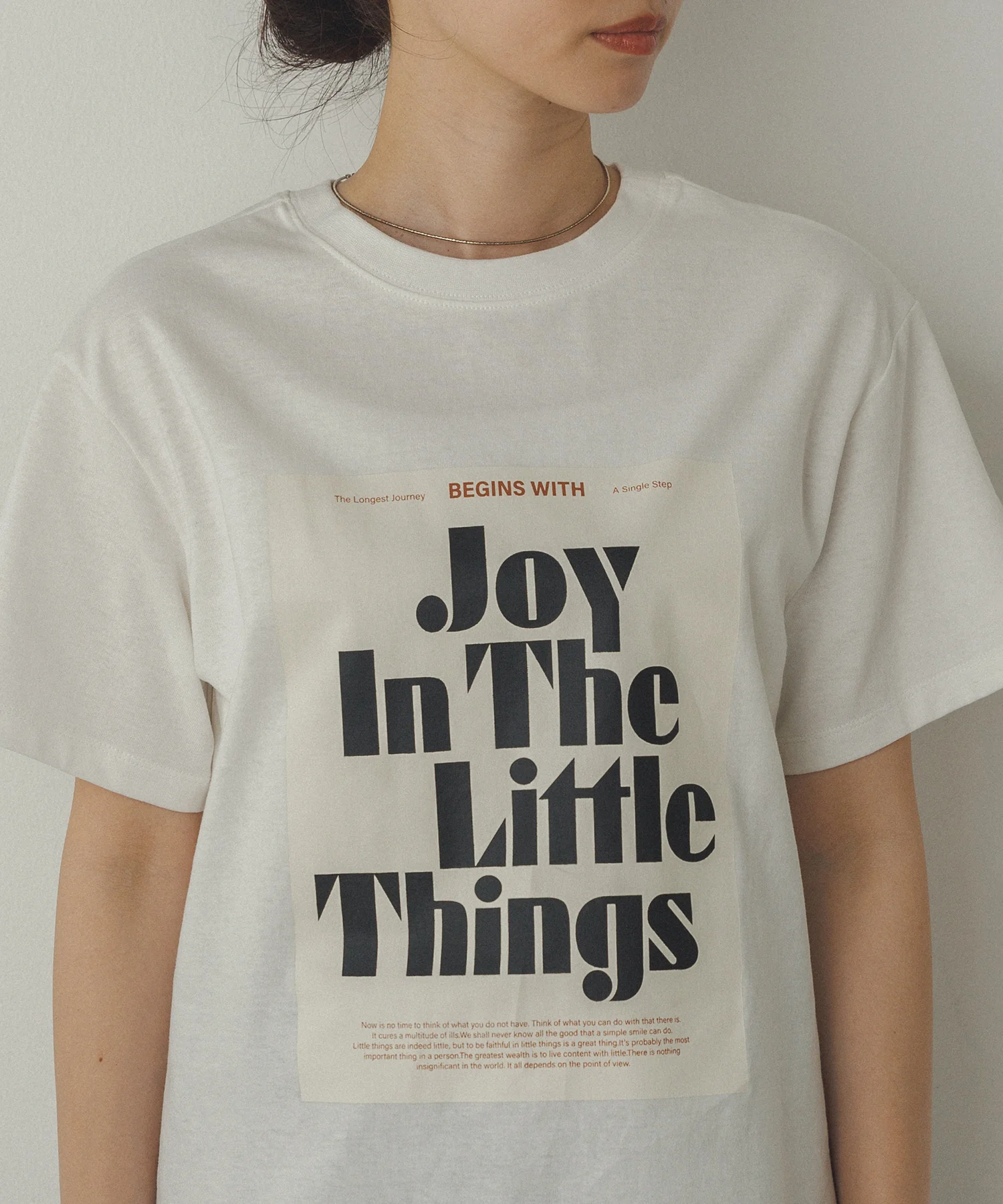 半袖 ロゴプリントTシャツ