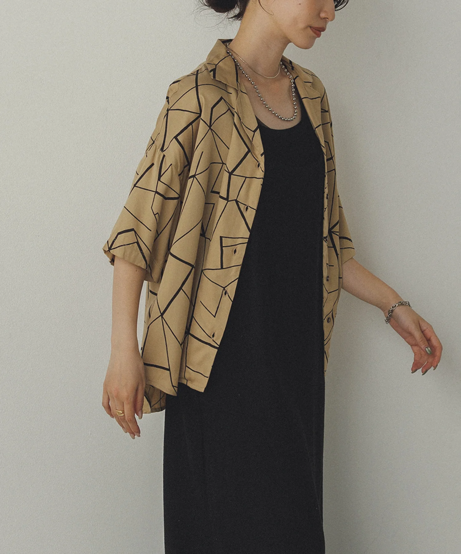 ビスコースサテン プリント開襟シャツ