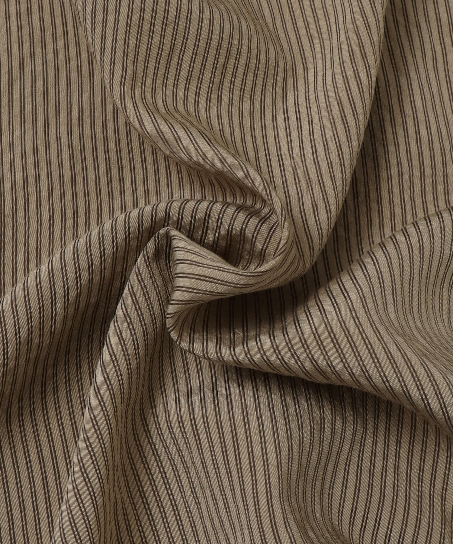 ツヤストライプ オーバーシャツ