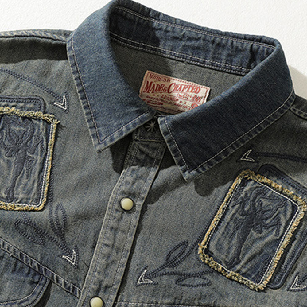 ジョーカーデビルカード　刺繍入り黄土ウォッシュデニムシャツ