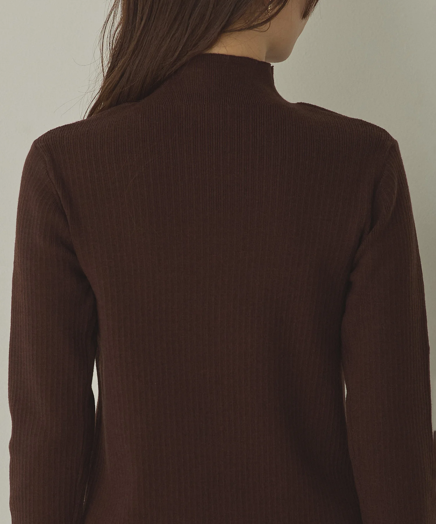 【静電気防止】やわもちヤーン 袖配色 ハイネックリブニット