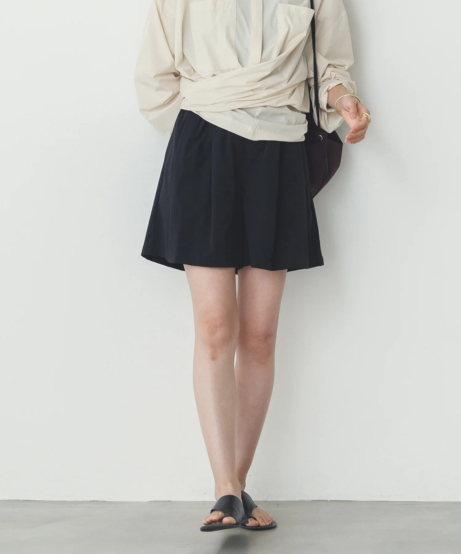 【接触冷感】フリルギャザー ショートパンツ