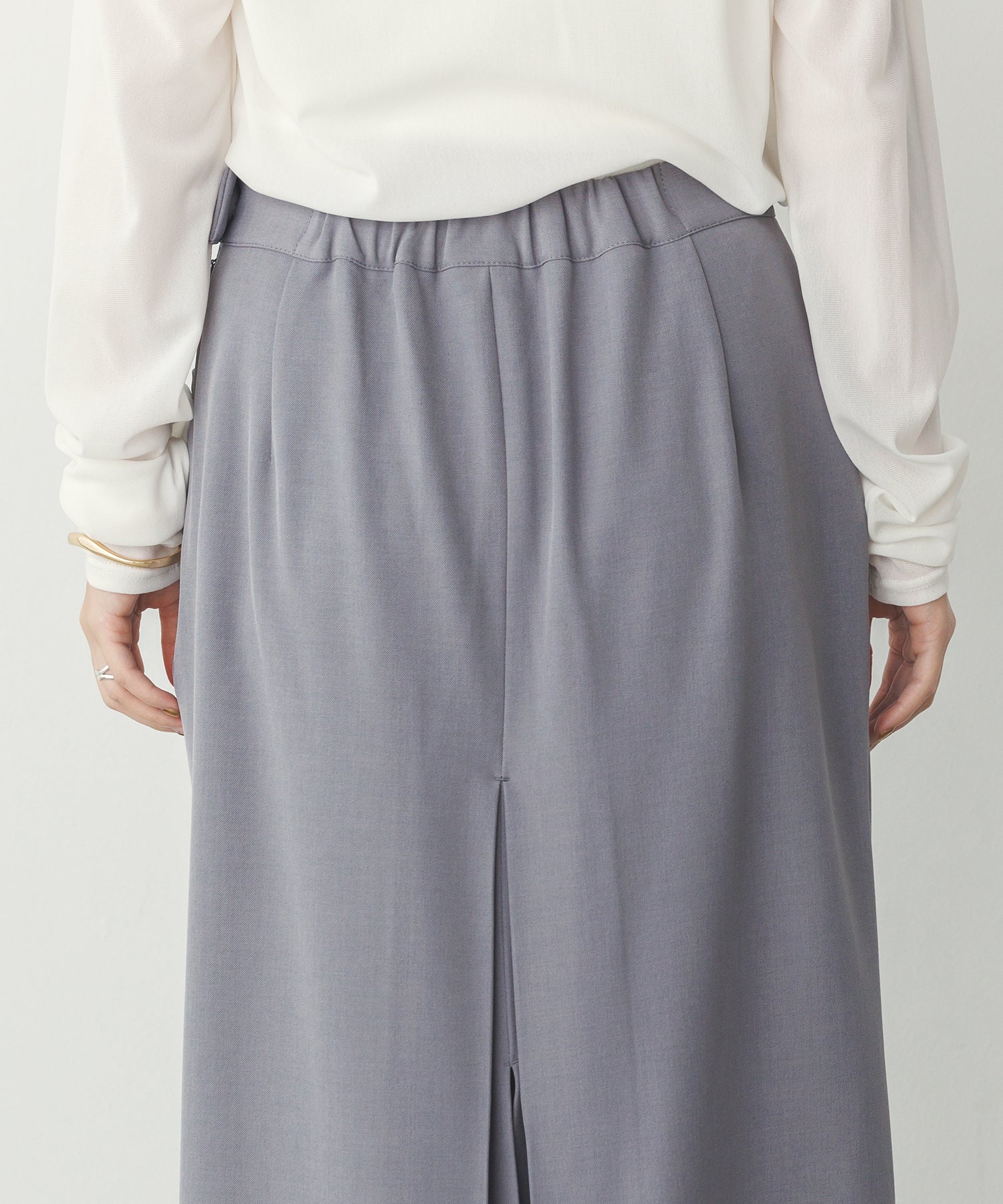 ストレッチポリツイル ナロースカート