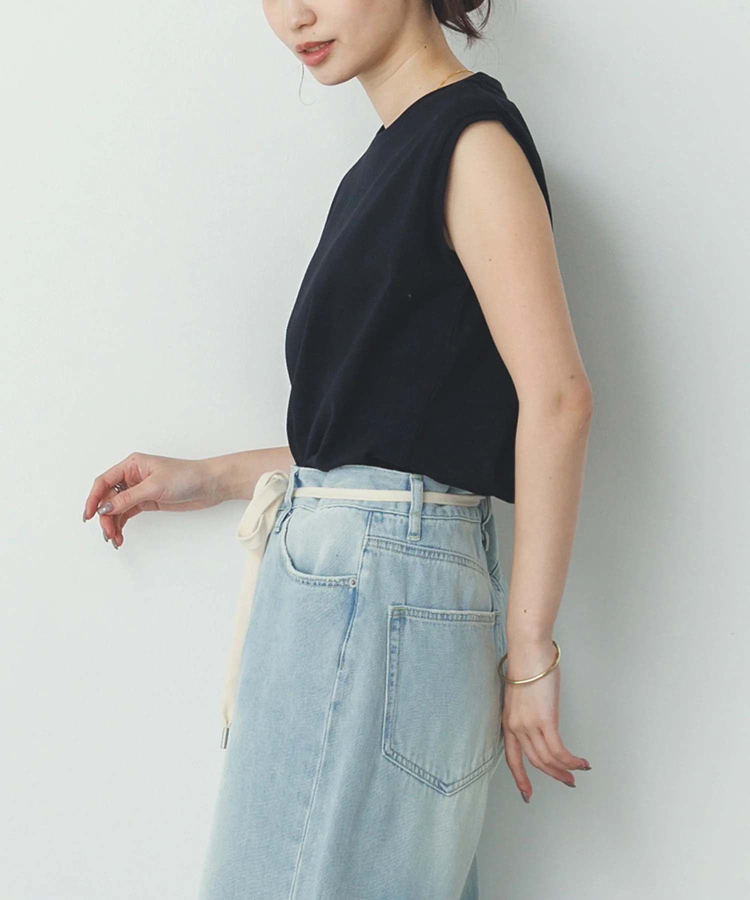 【新色追加】ベーシックノースリーブトップス