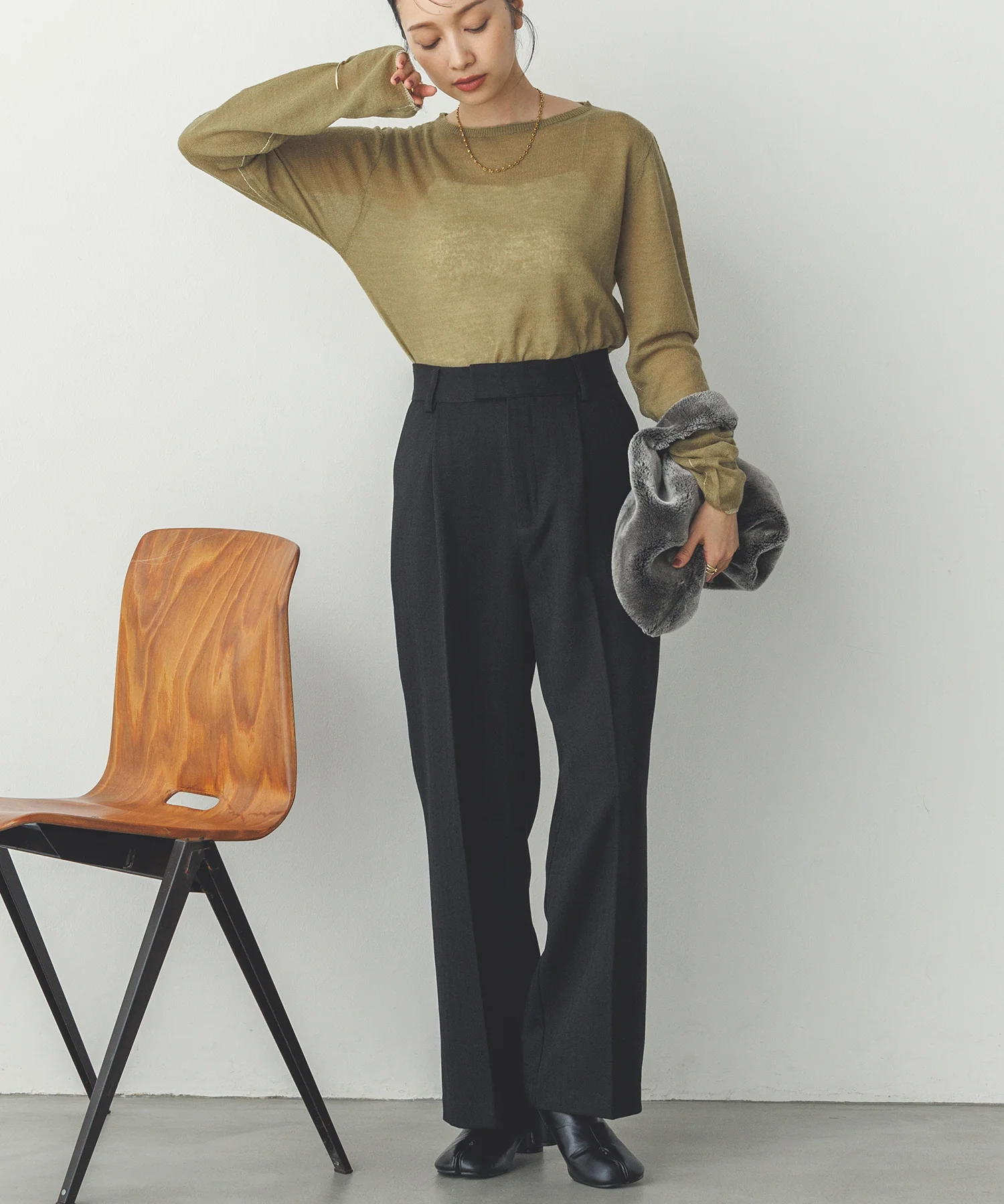 【WEB限定/別注】ラメライン入り ウールミックスシアーニット