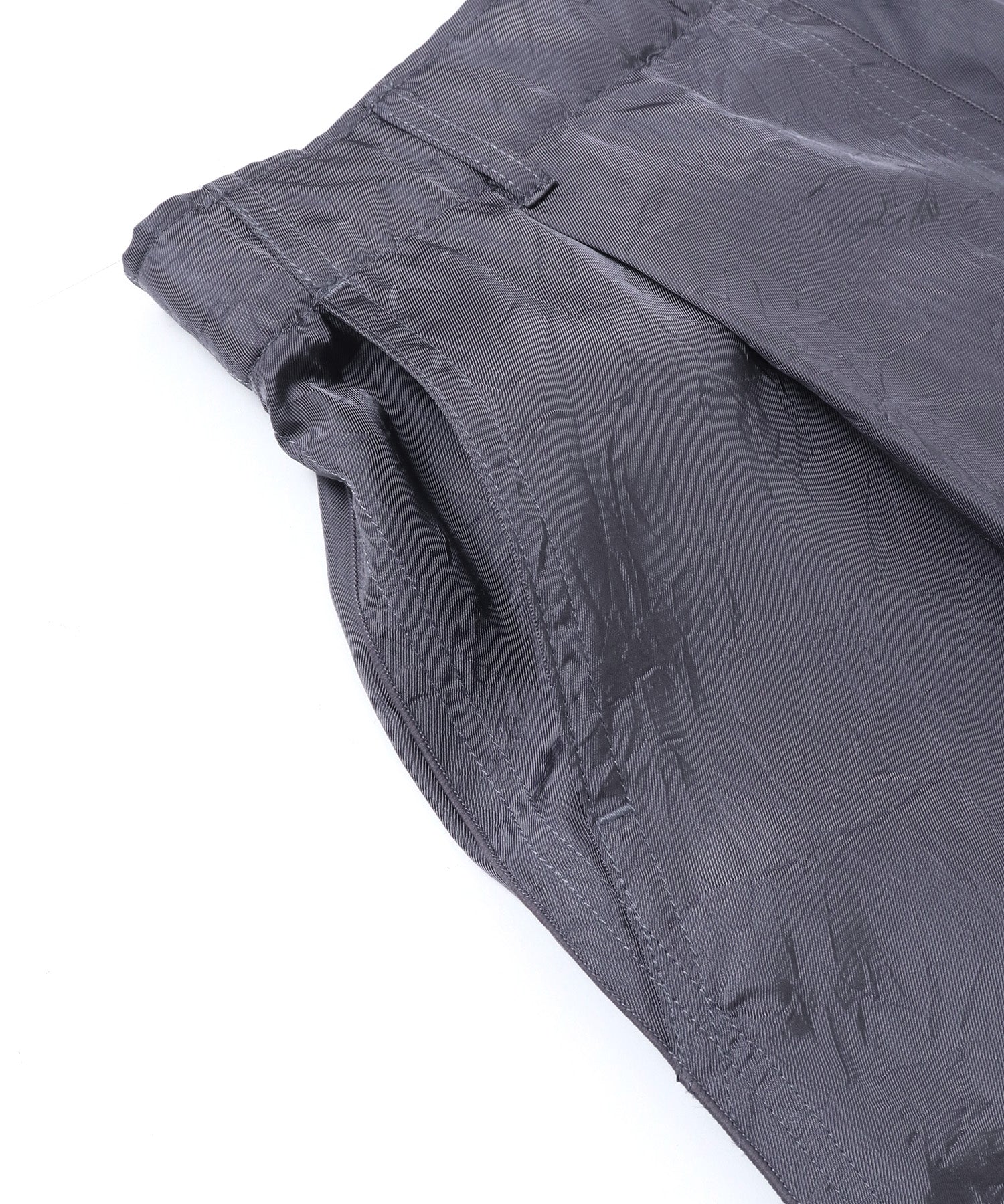 サテン セミフレアスカート