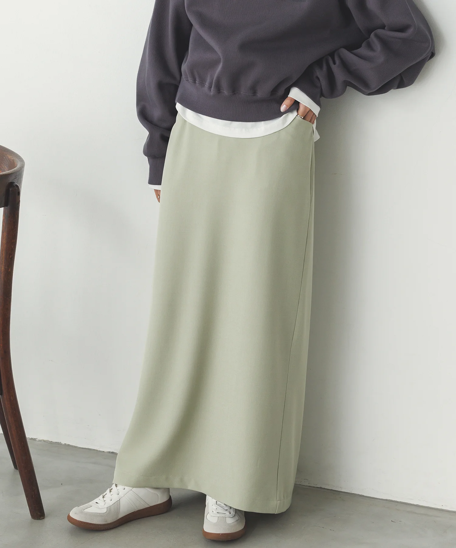 ストレッチポリツイル ナロースカート