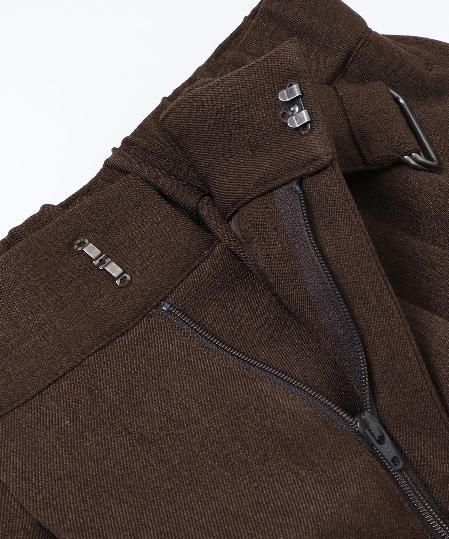 ツイルストライプ タックワイドパンツ