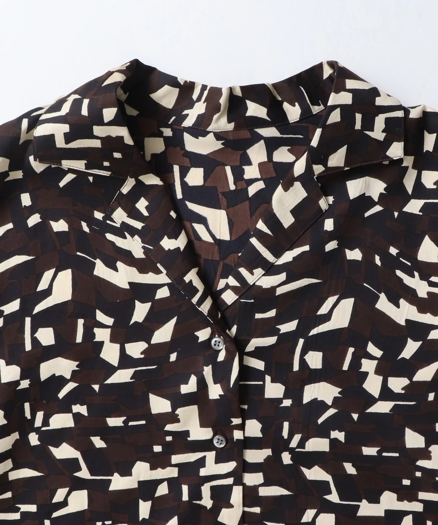 ジオメトリックプリント 半袖シャツ