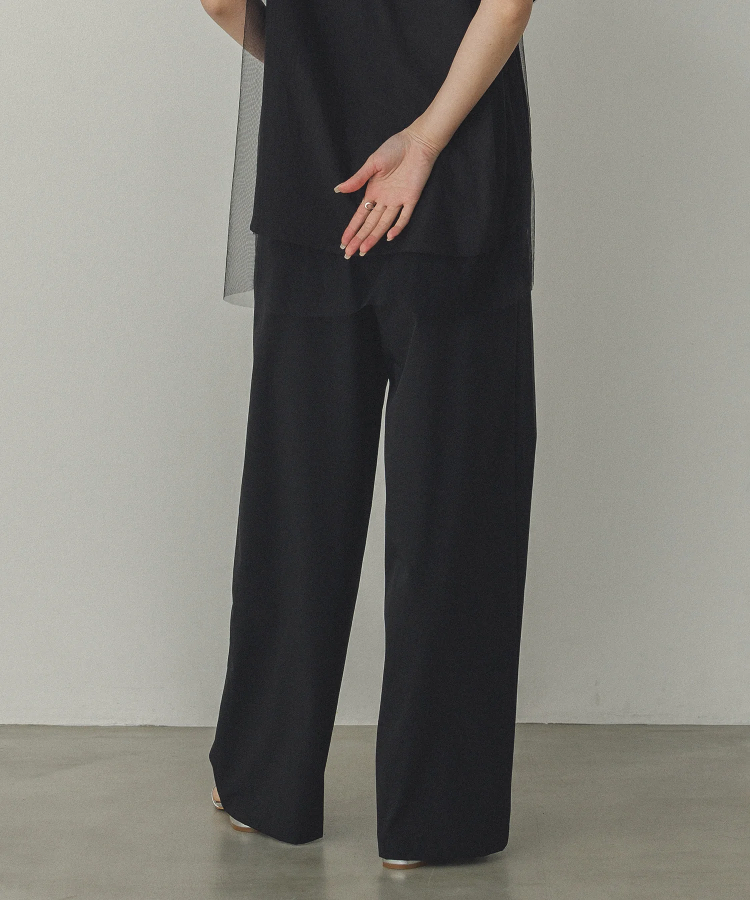 【接触冷感】ワイドストレートパンツ