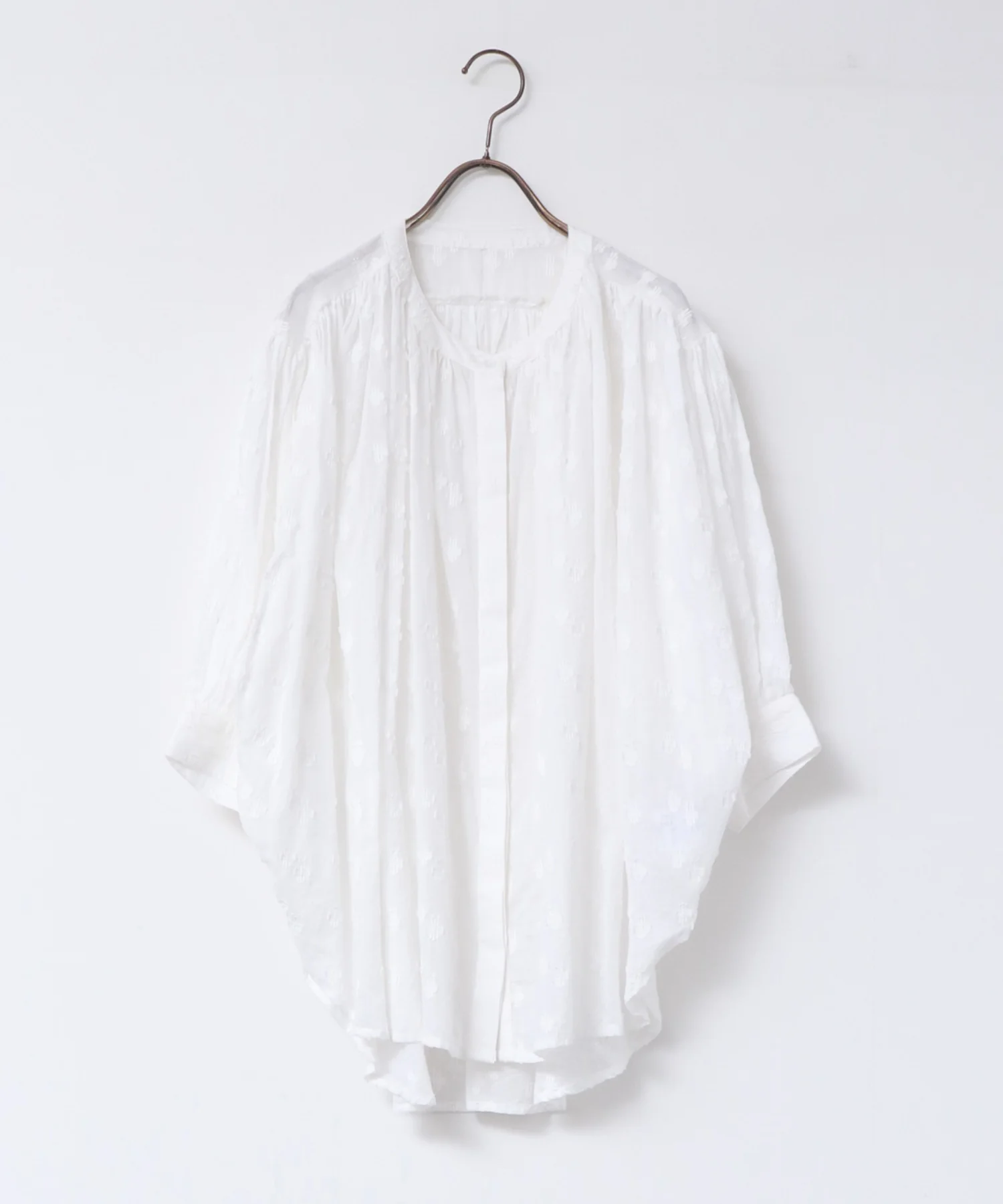 ドビーブラウス