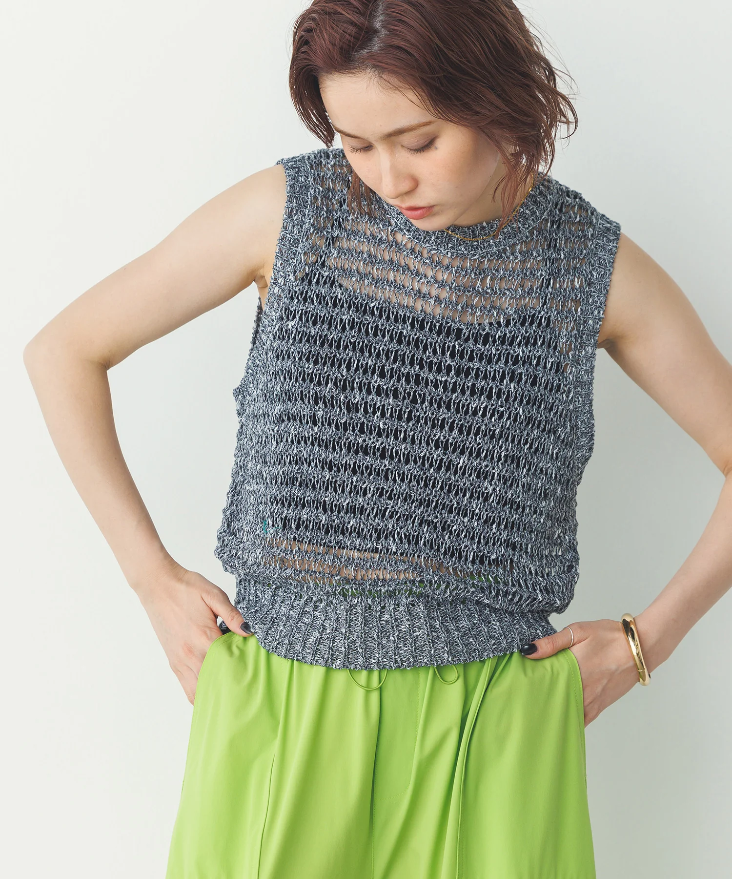 透かし編み ゆるニットタンクトップ