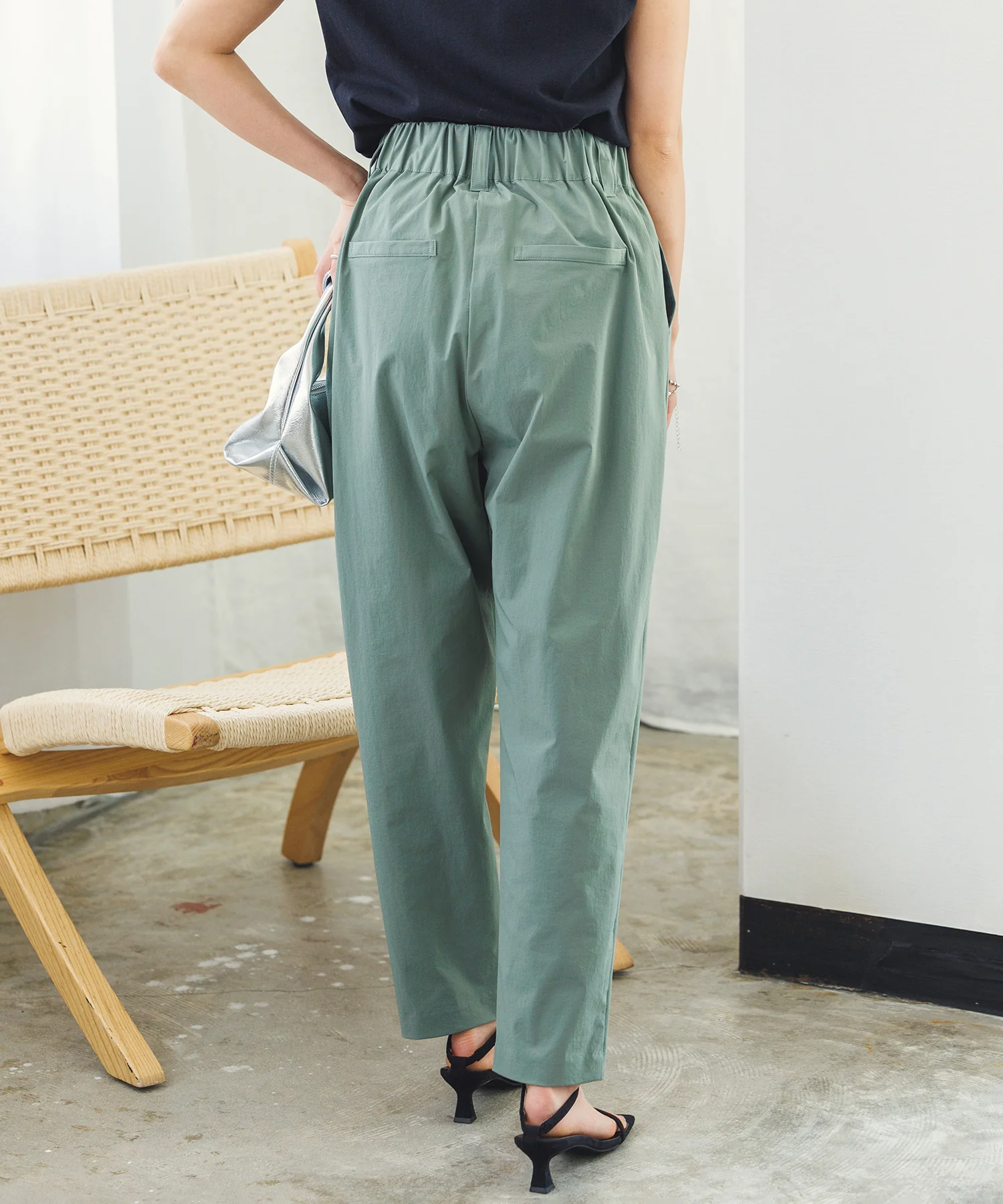 【新色追加】接触冷感テーパードパンツ