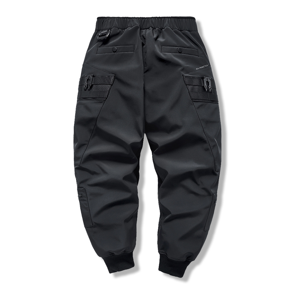 裏起毛　機能性　裾絞りカーゴパンツ（ファスナーポケット付き）