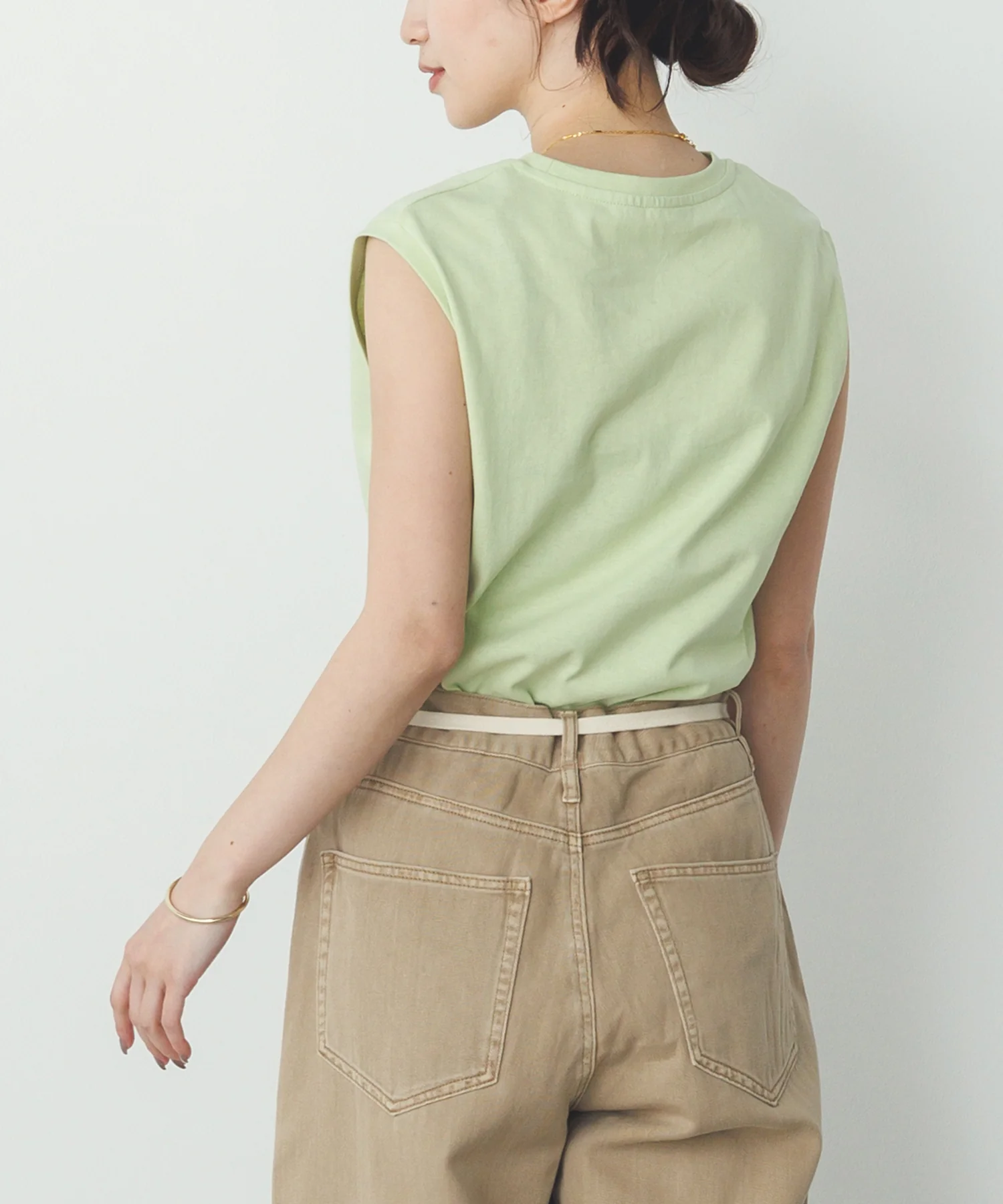 【新色追加】ベーシックノースリーブトップス