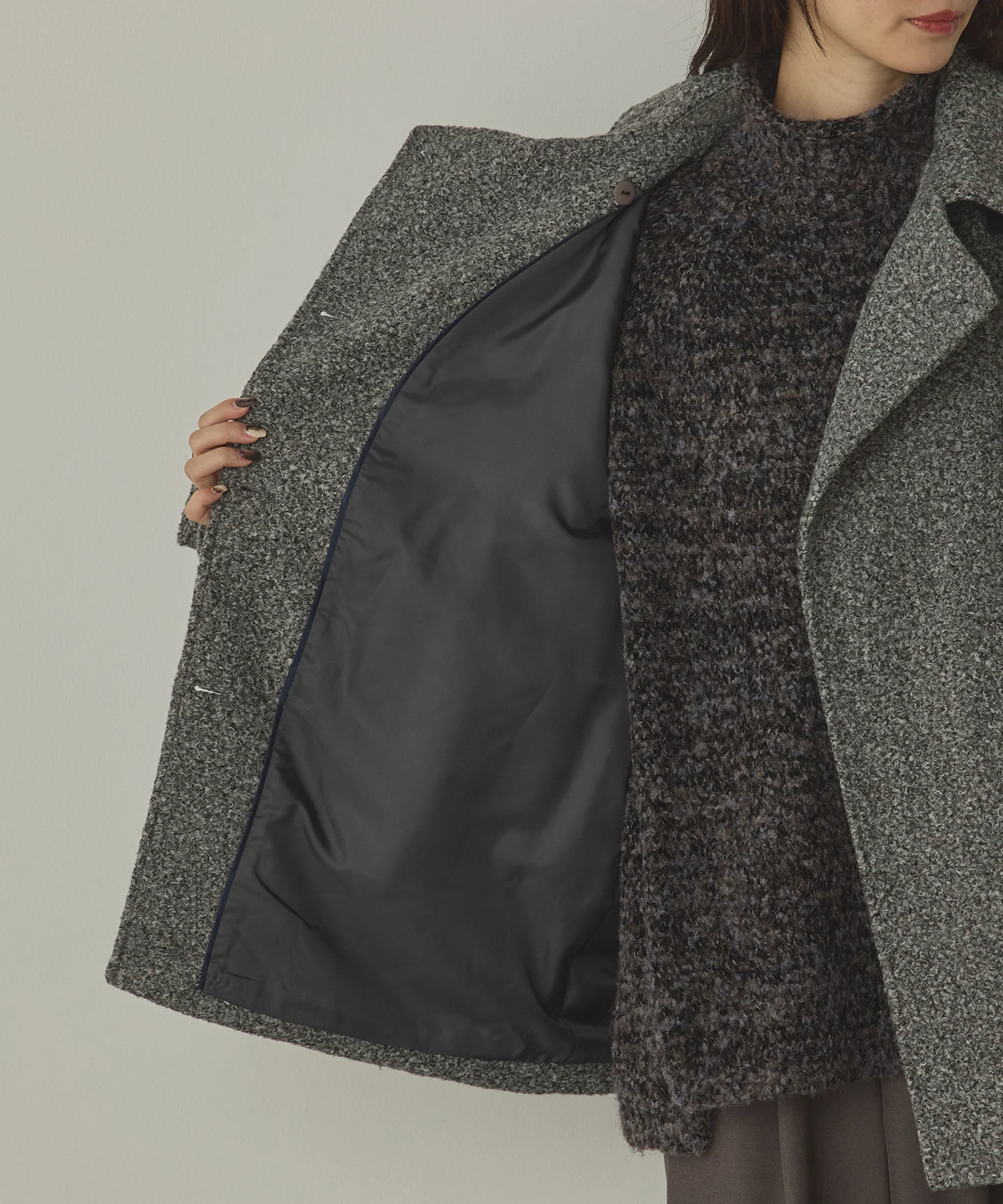 くるくるブークレ ミディアムコート