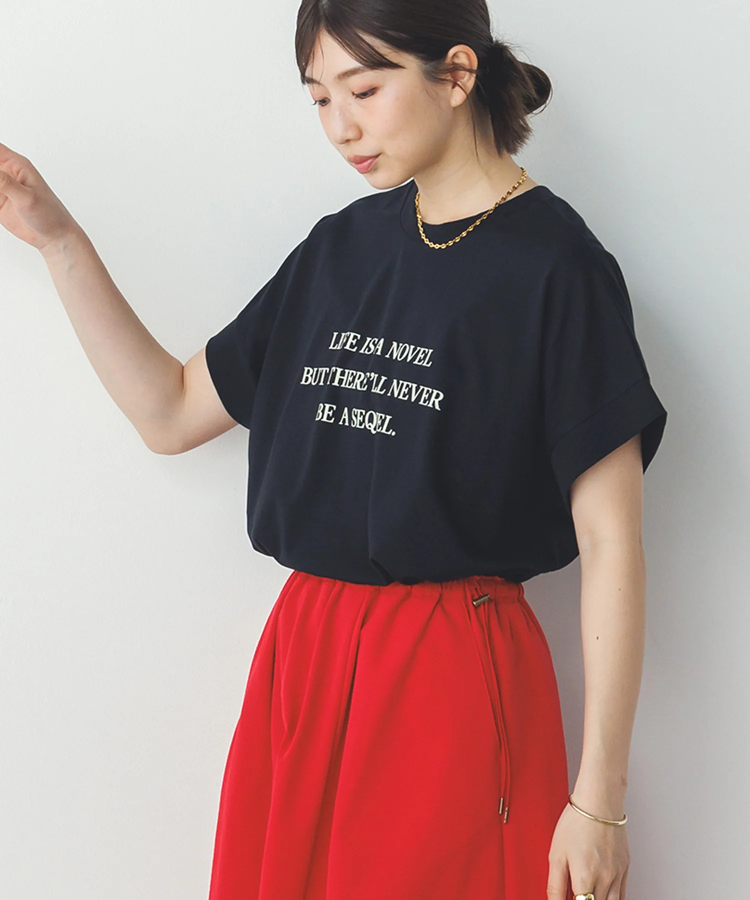 紫外線変化 ロゴTシャツ