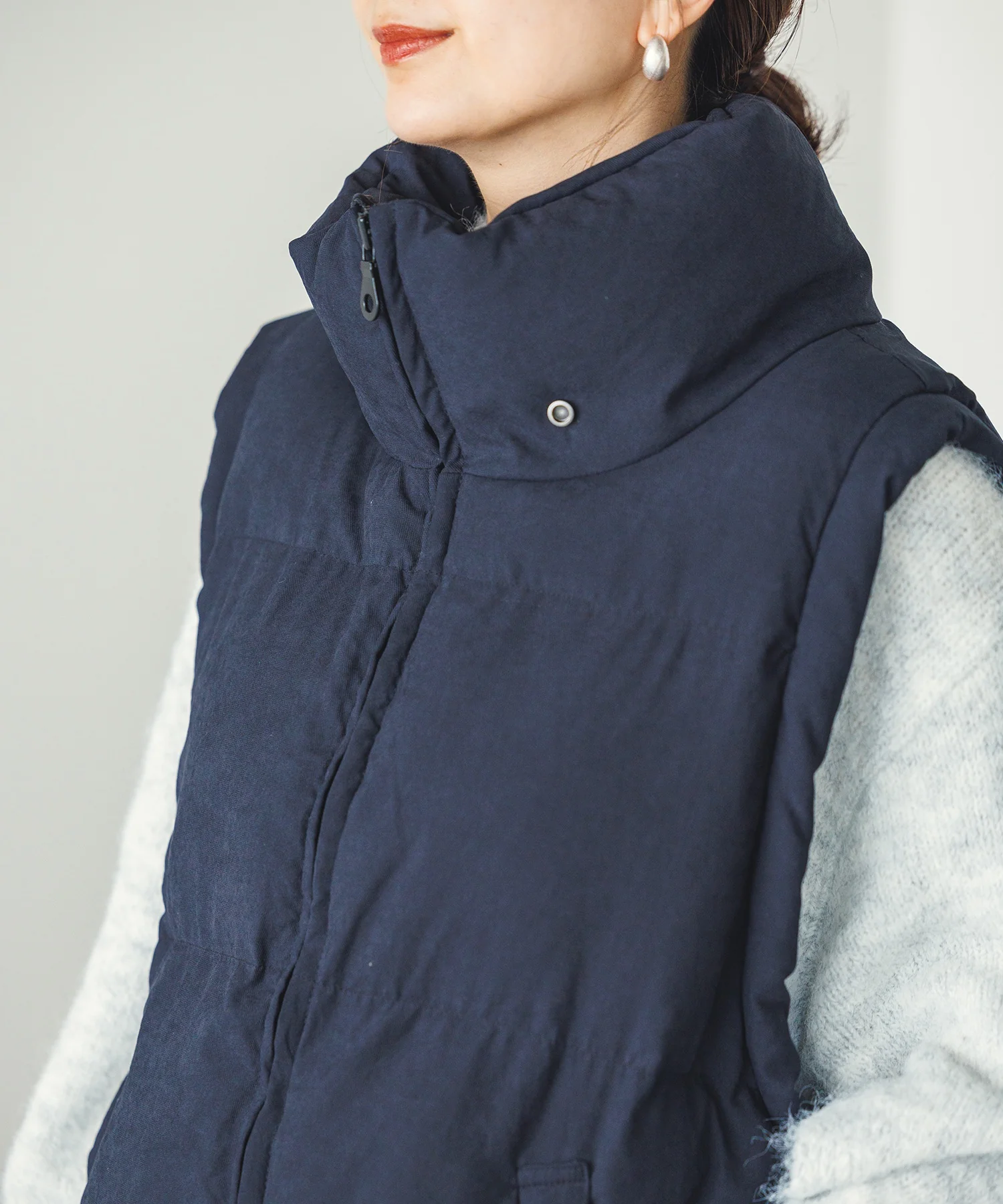 中綿スタンドネックベスト