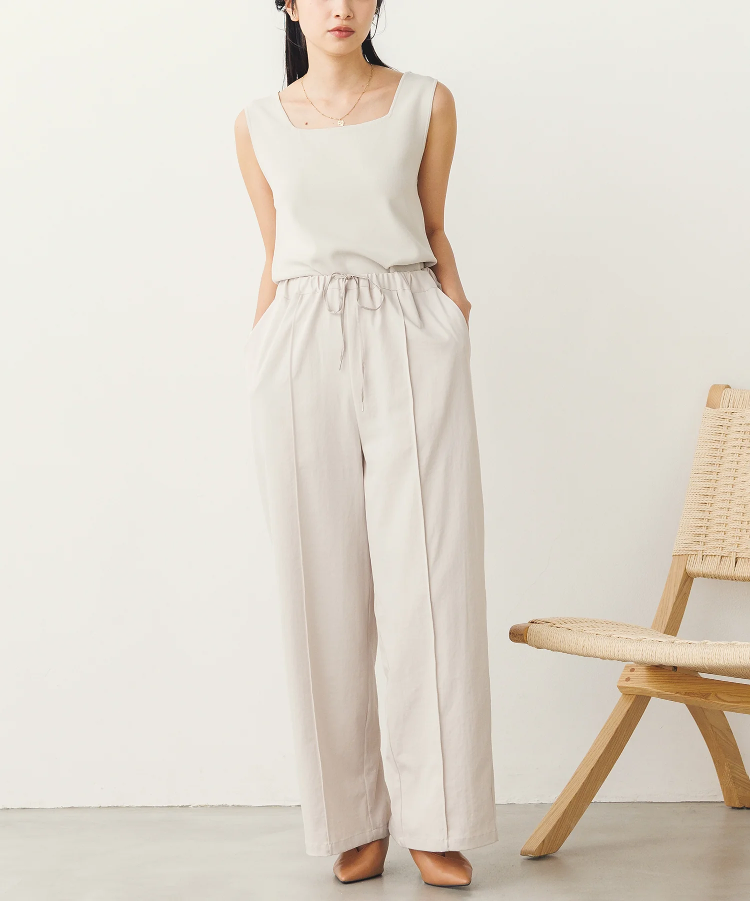 【新色追加】無地 スクエアニットタンクトップ