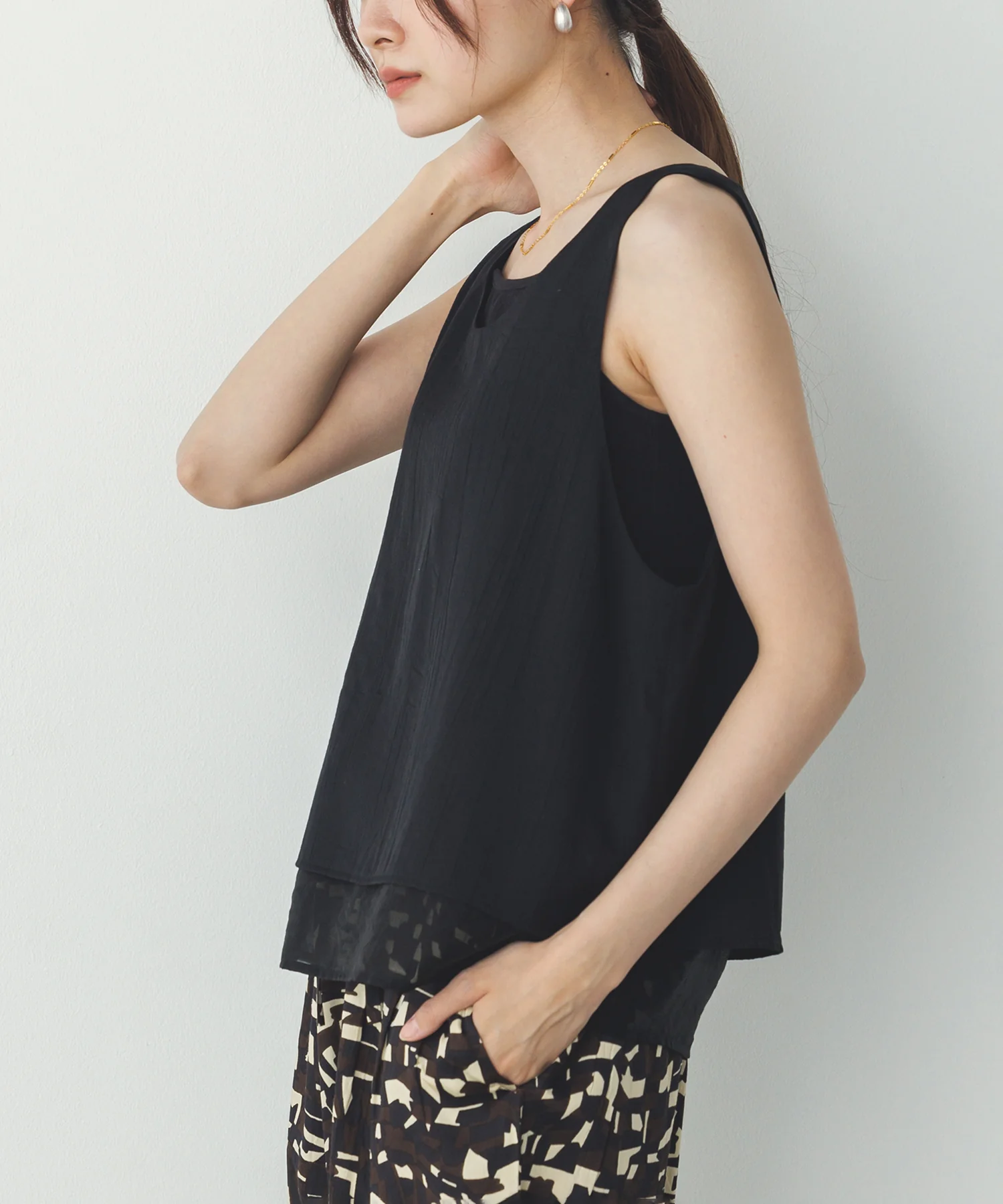 ワッシャーサテン ゆるタンクトップ