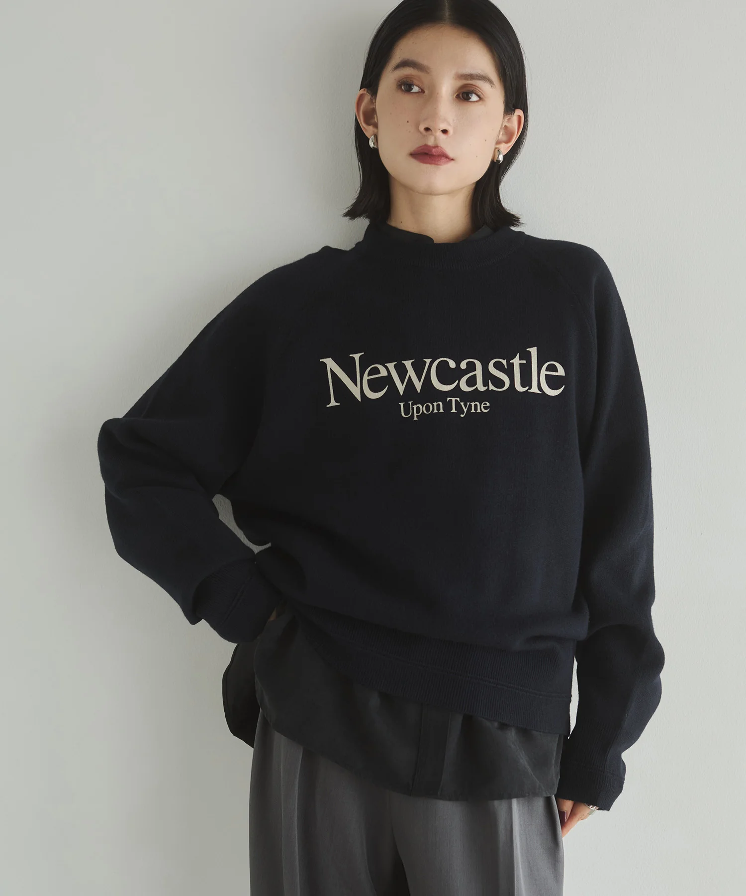 【WEB限定/別注】【新色追加】スウェットライクロゴニット